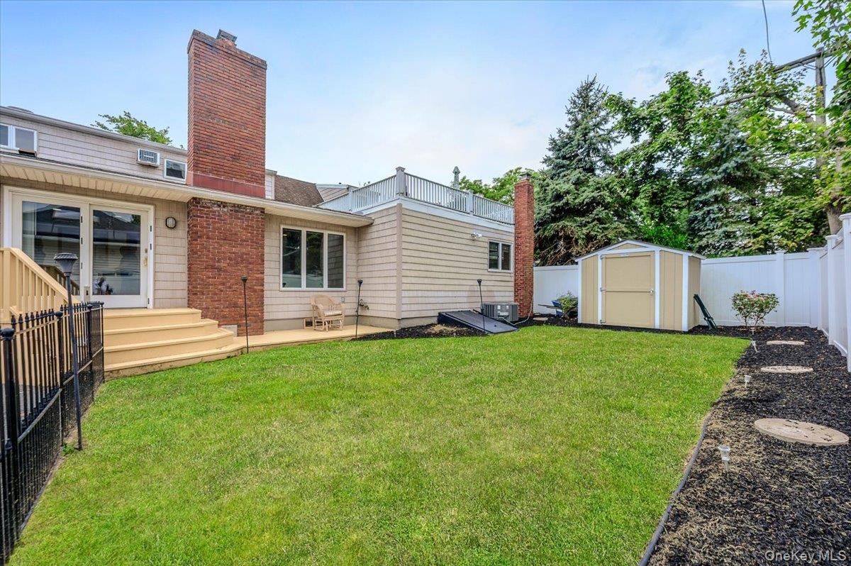 86 Edmore Lane N – For Sale photo 36