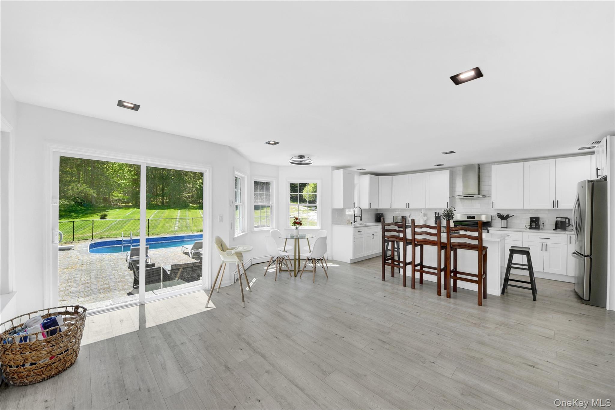 49 Stone Mountain Trail – For Sale photo 7