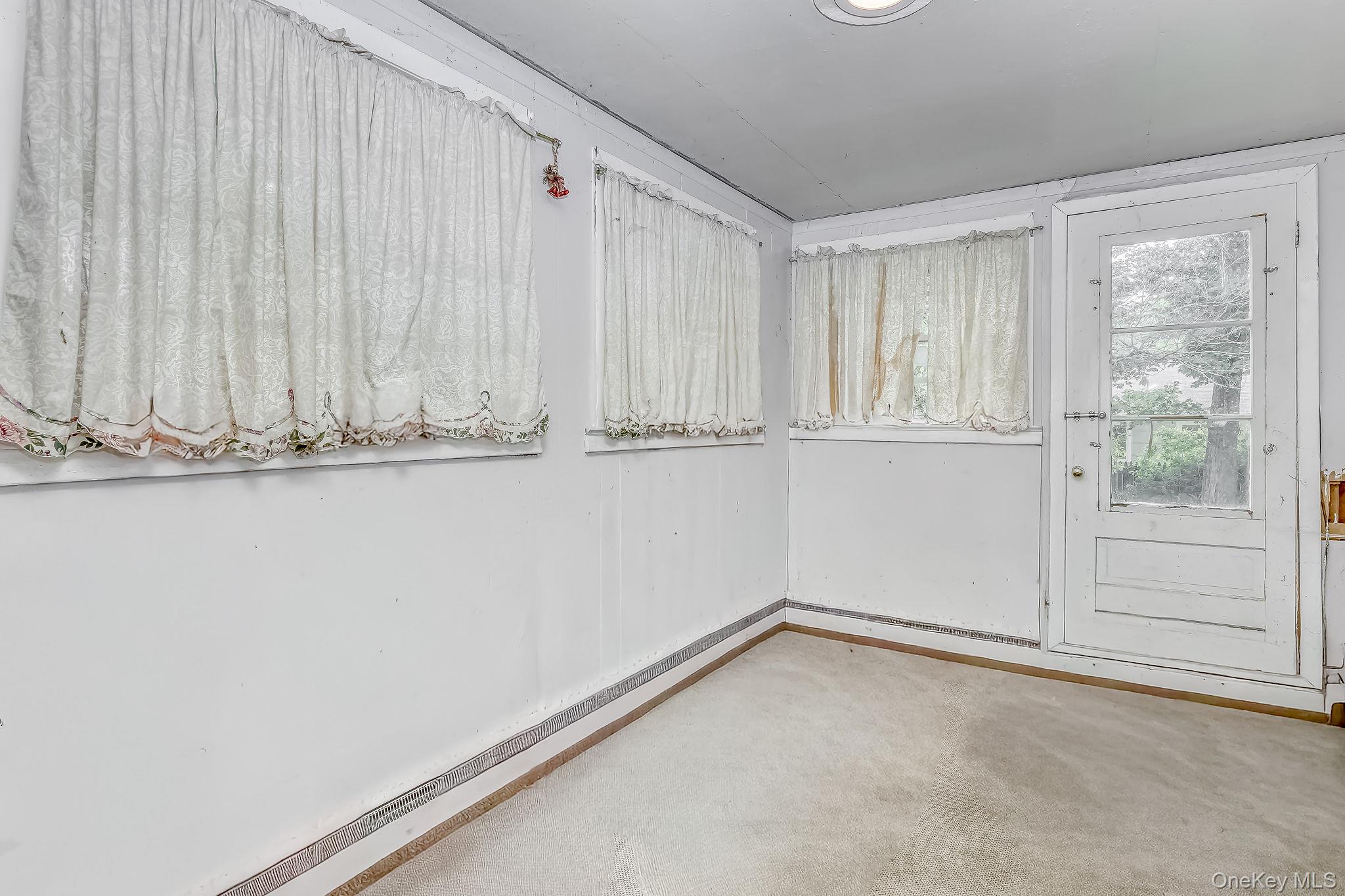 33 York Avenue – For Sale photo 6