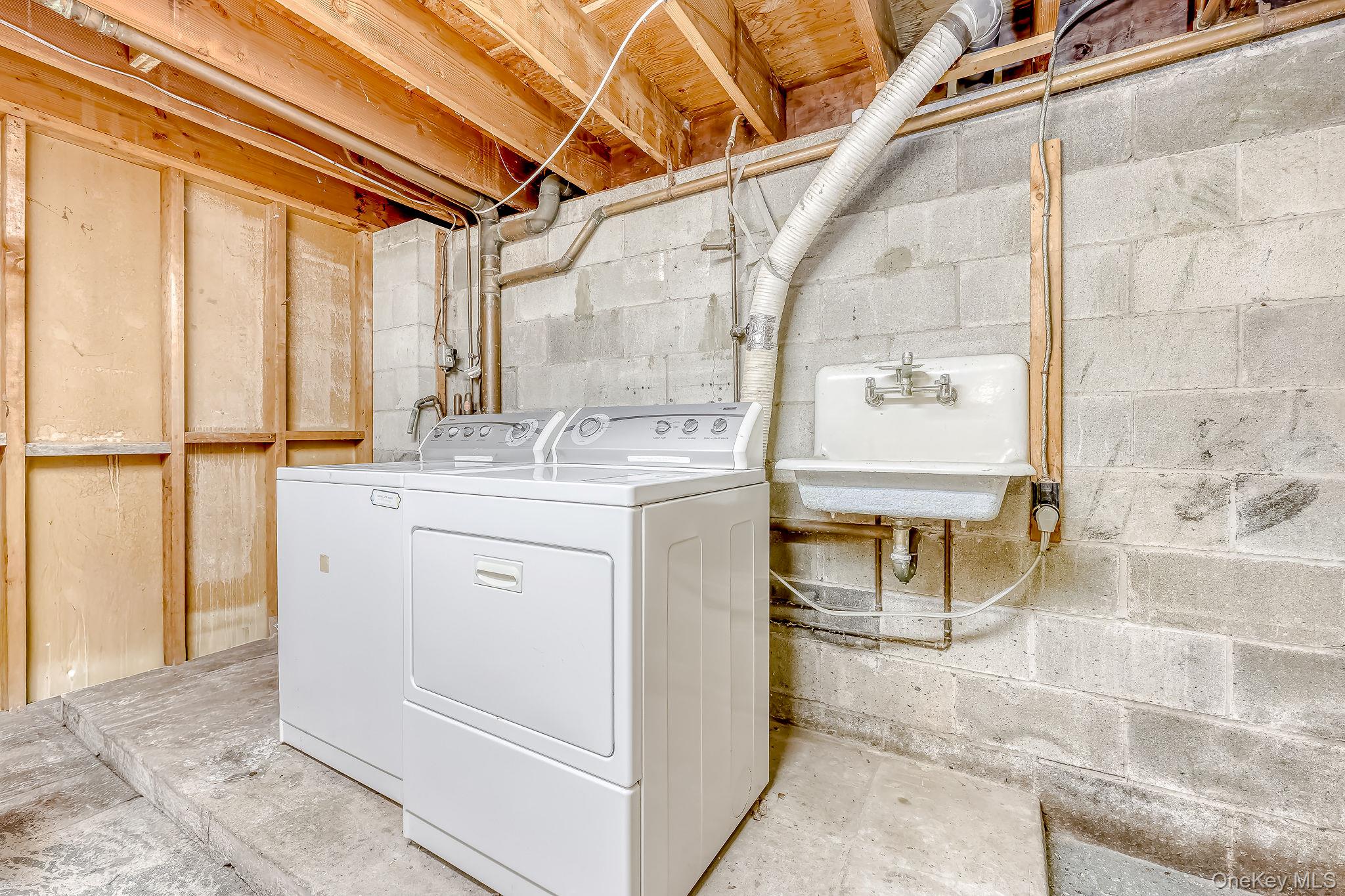33 York Avenue – For Sale photo 15