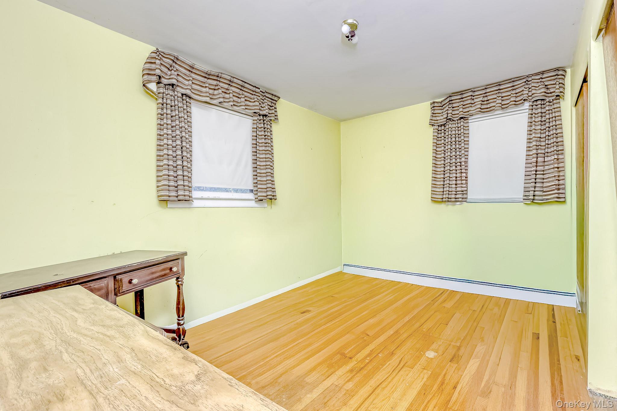 33 York Avenue – For Sale photo 12
