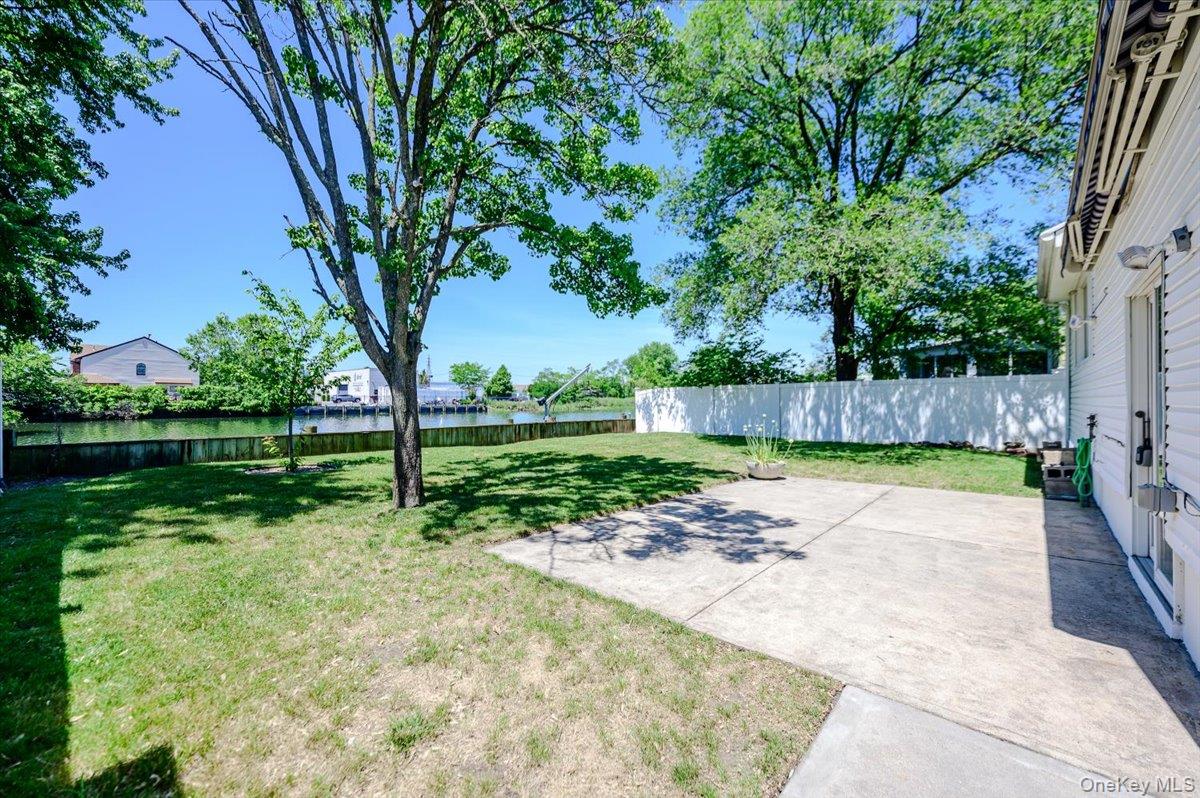 567 Oxford Road – For Sale photo 18