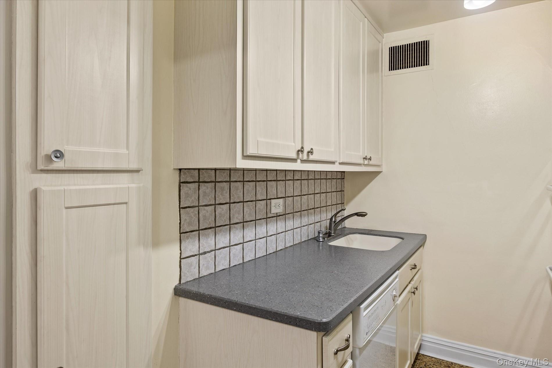 102-10 66th Road, Unit 12A photo 8