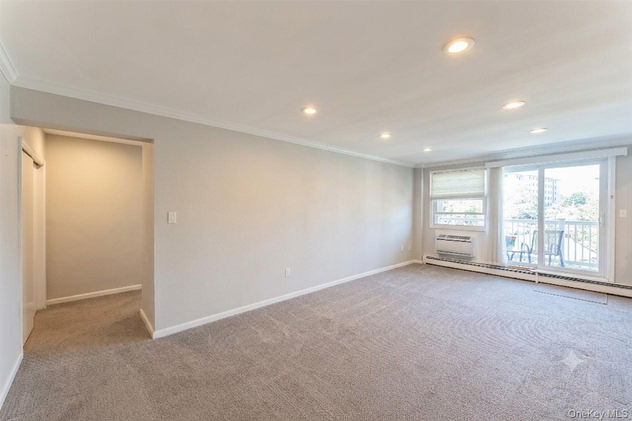 61 Maine Avenue, Unit D14 photo 3