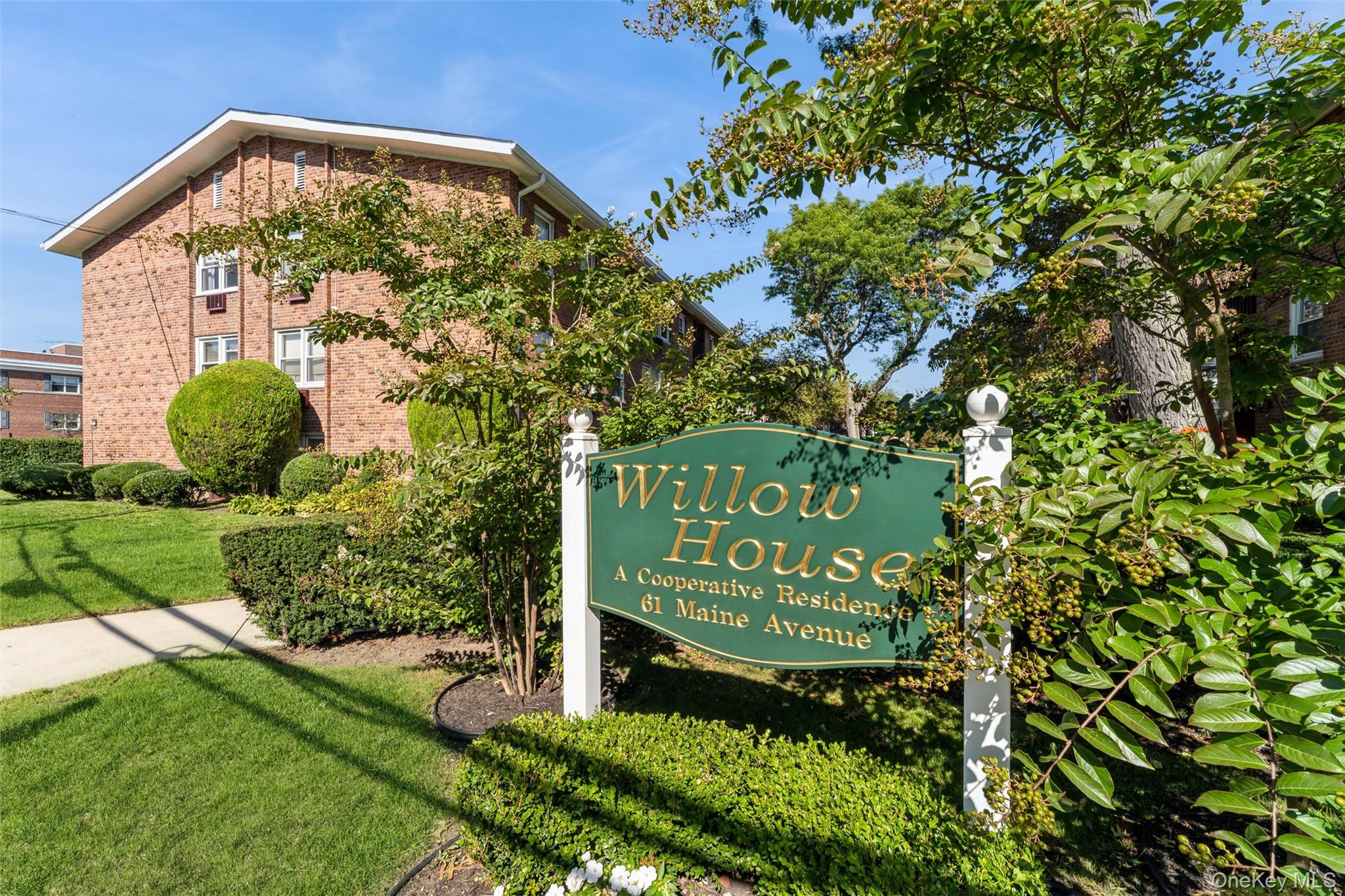 61 Maine Avenue, Unit D14