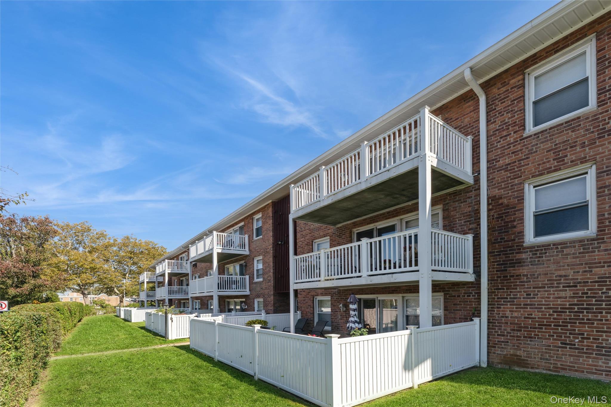 61 Maine Avenue, Unit D14 photo 20