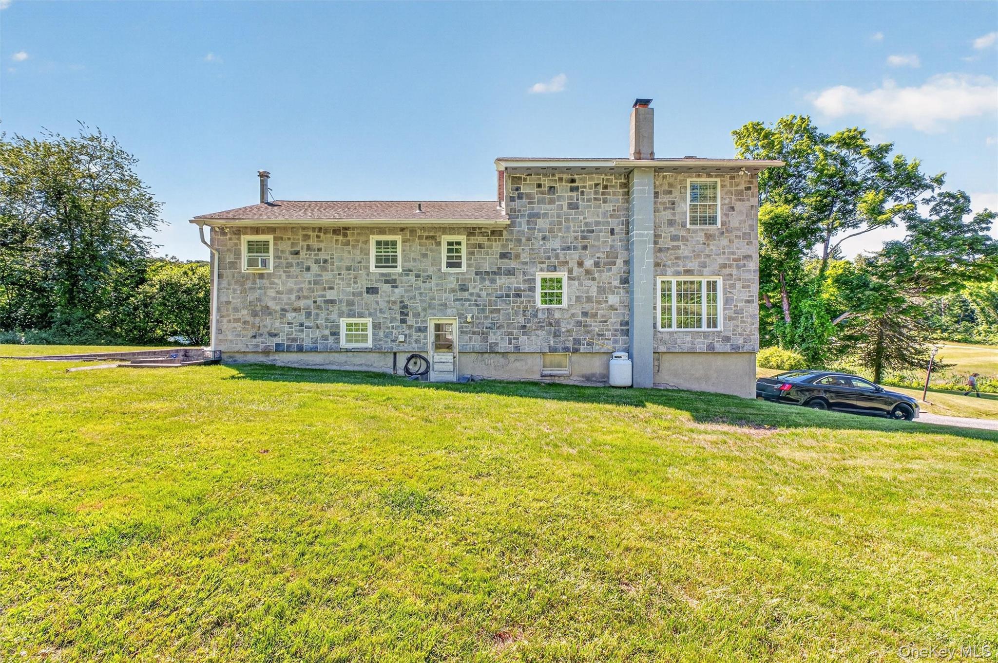29-35 Bowen Court – For Sale photo 12