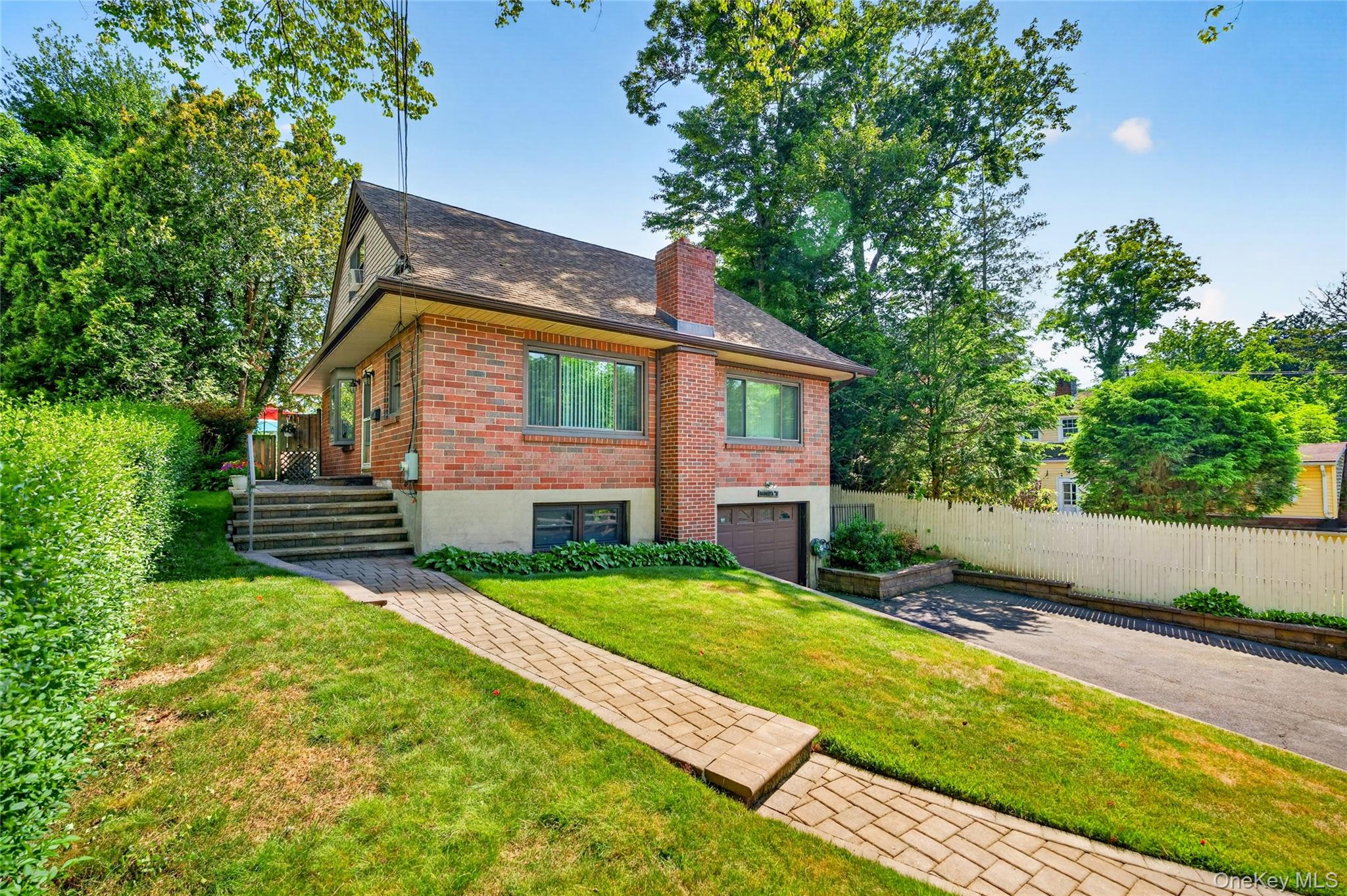 9 E Hall Avenue – For Sale photo 2