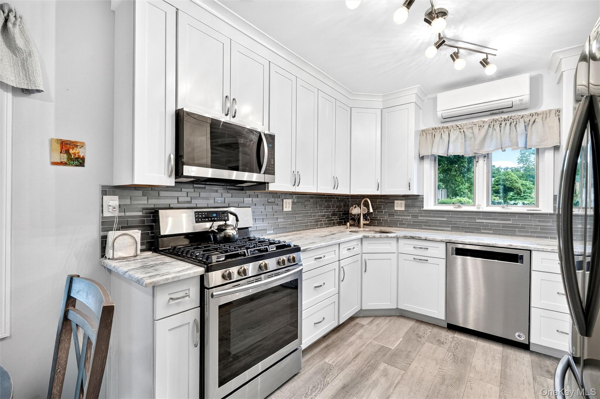 9 E Hall Avenue – For Sale photo 18