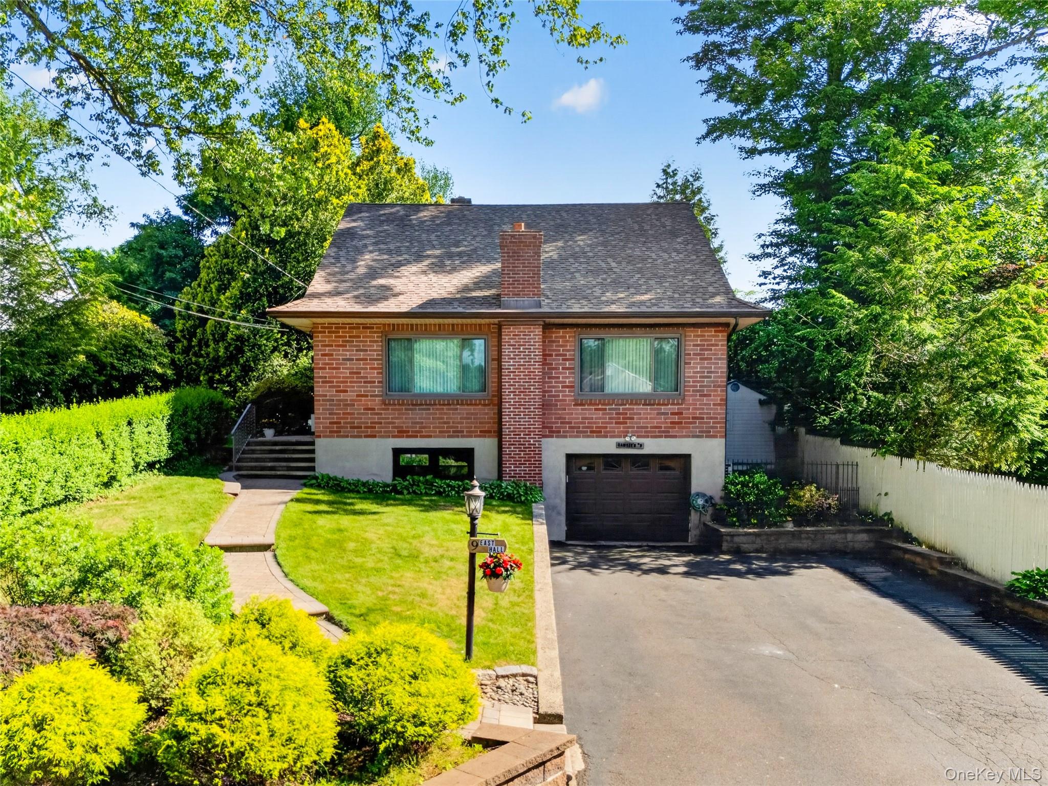 9 E Hall Avenue – For Sale
