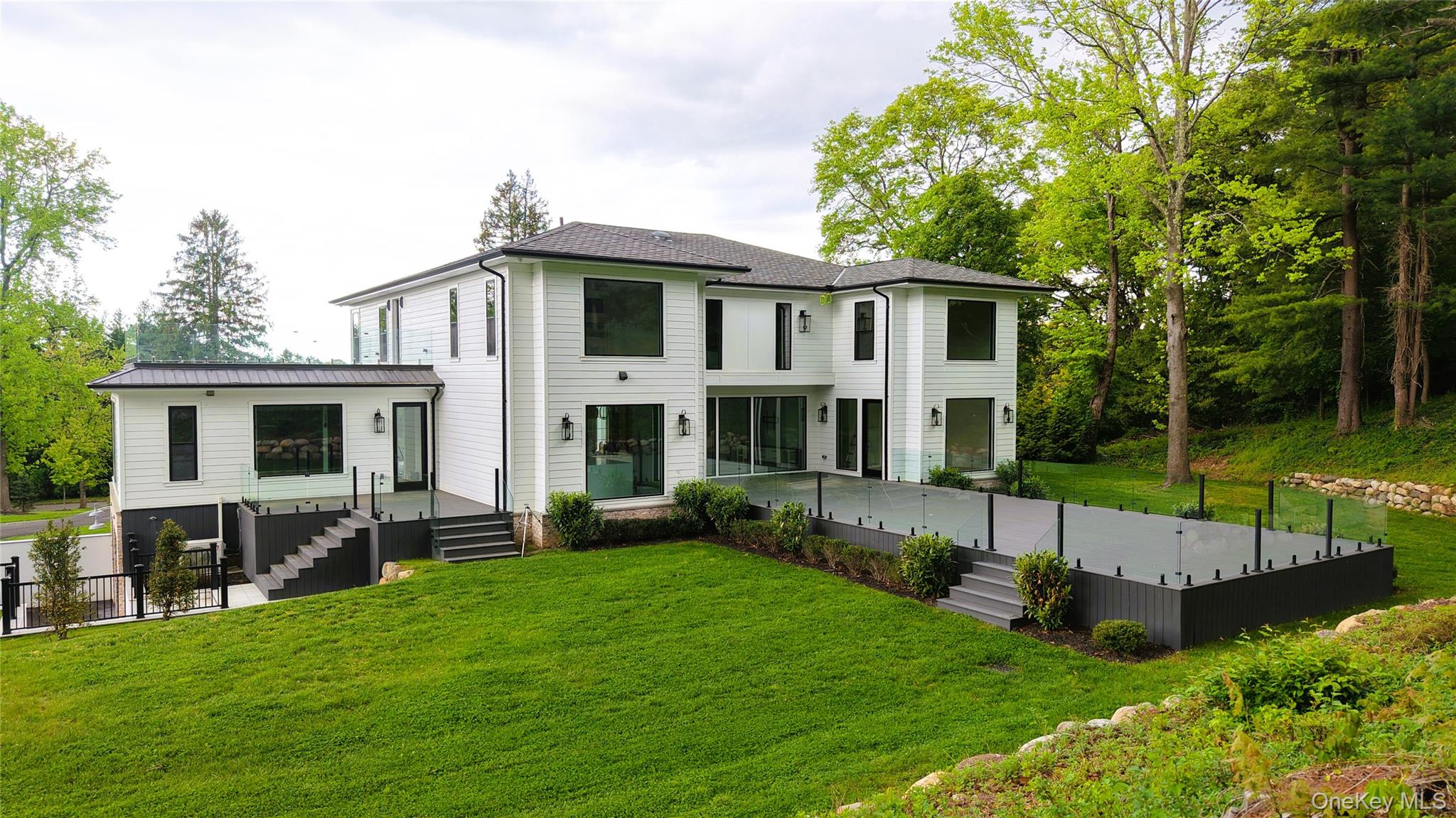 28 Rolling Hill Road – For Sale photo 3