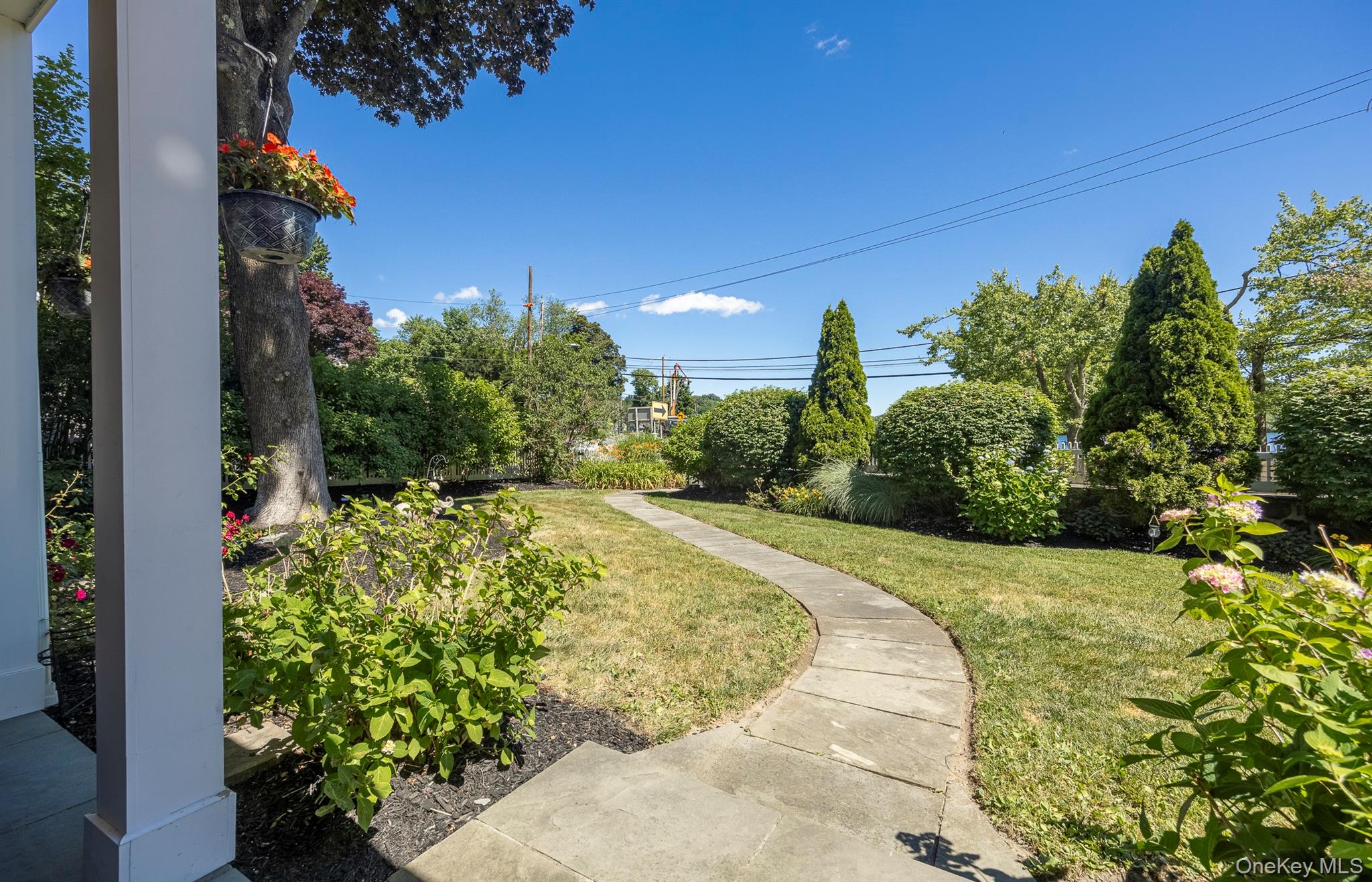 1 Colonial Drive – For Sale photo 37