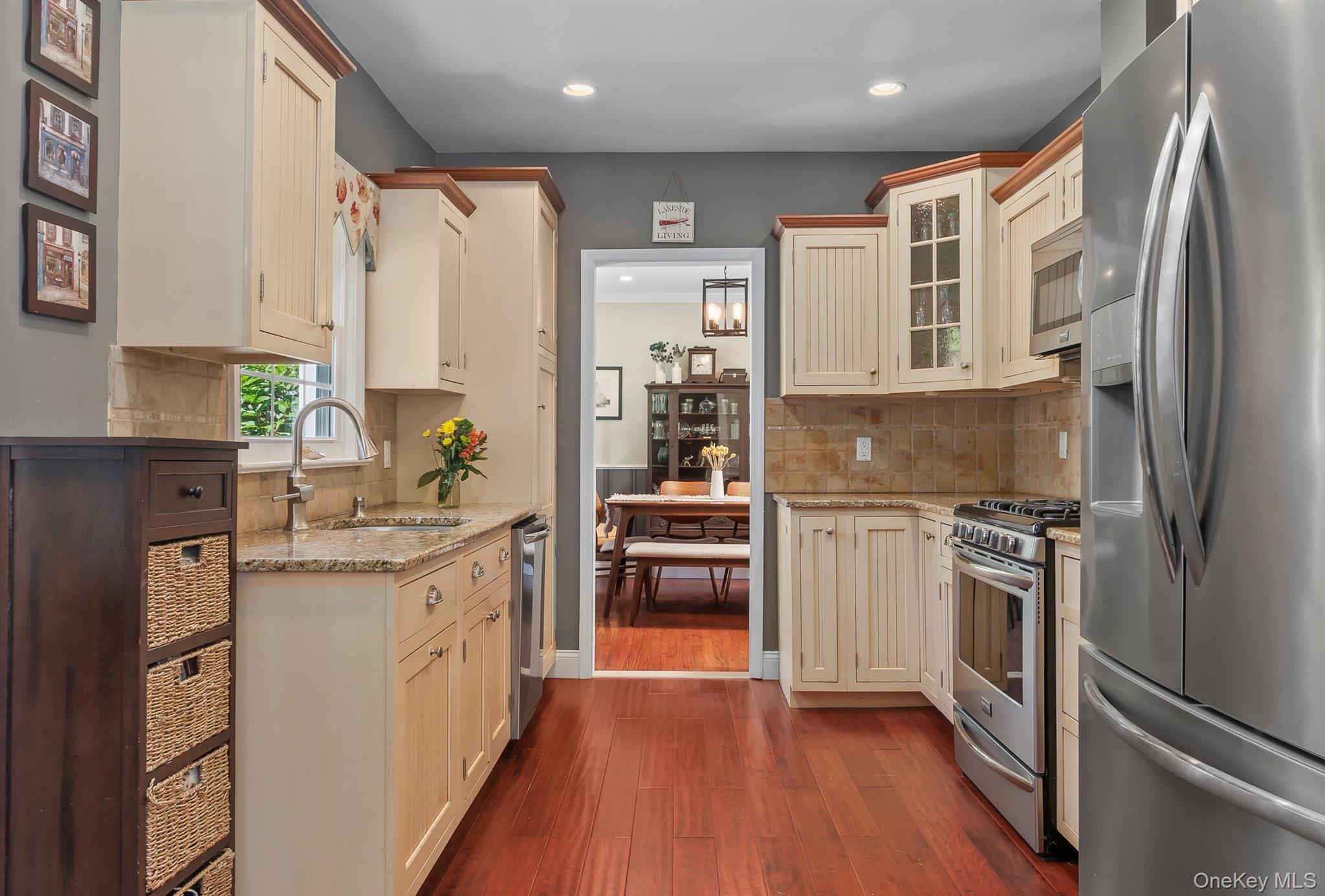 1 Colonial Drive – For Sale photo 11