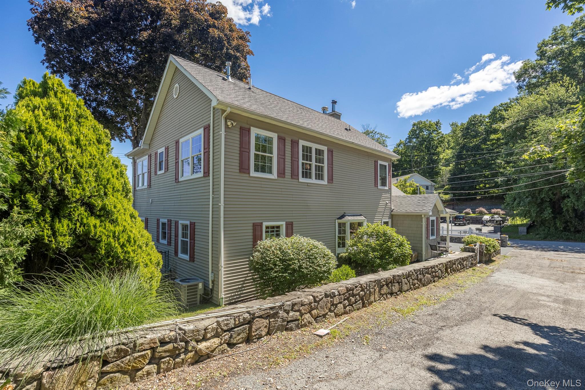 1 Colonial Drive – For Sale photo 48