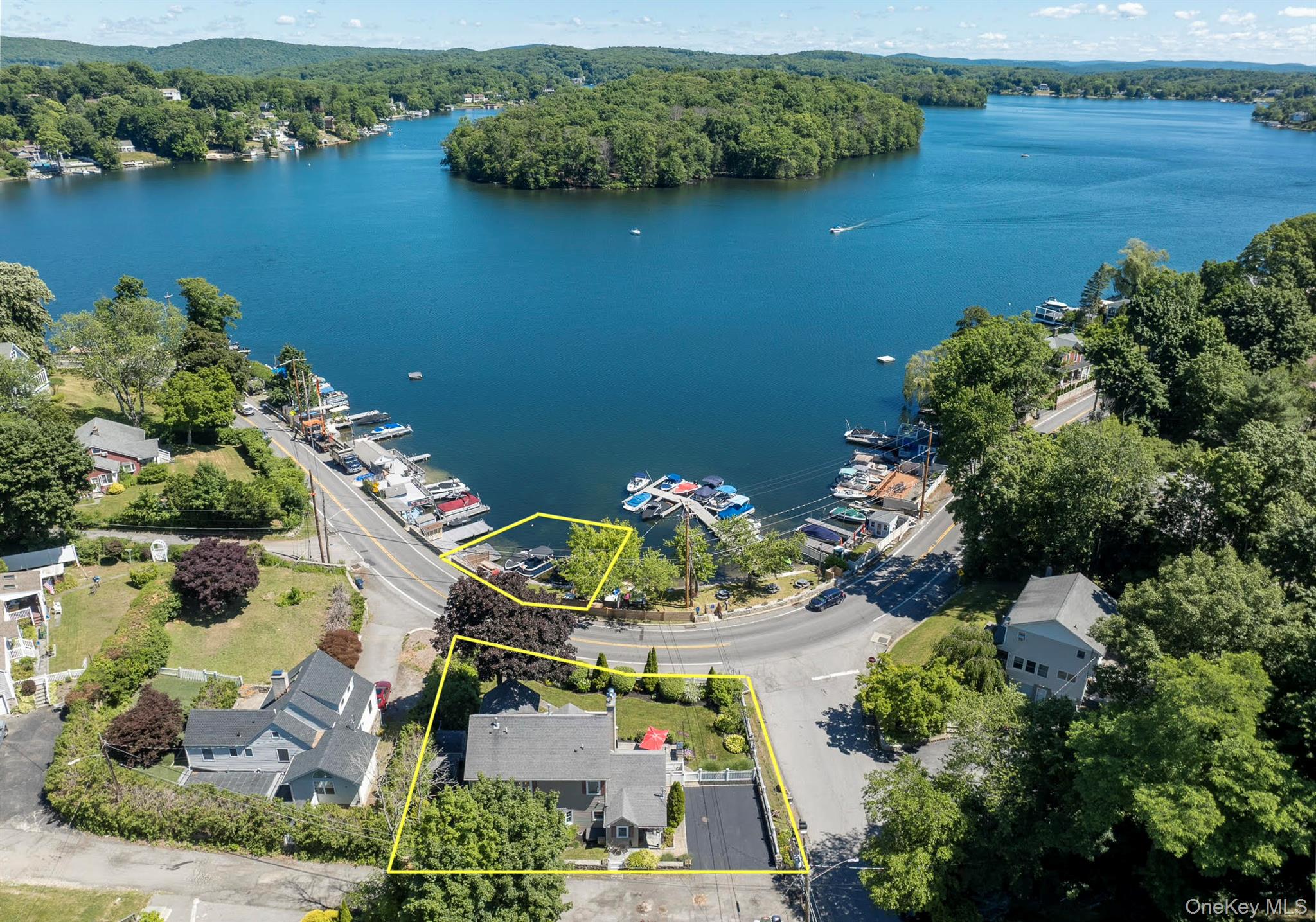 1 Colonial Drive – For Sale