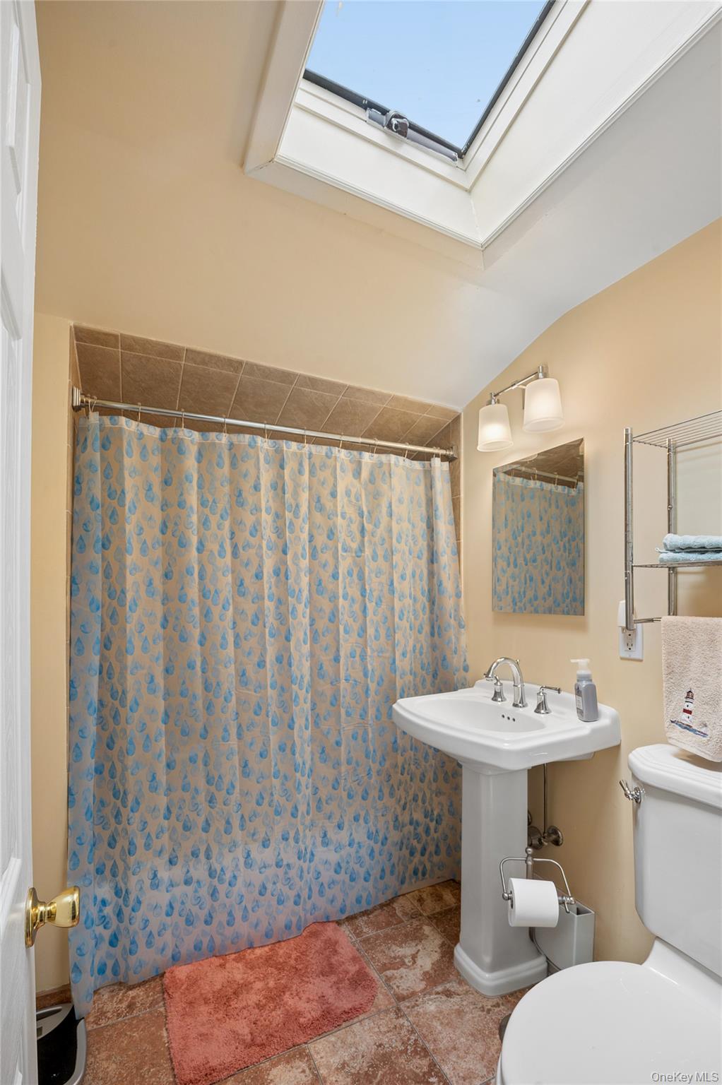 50 Hazelton Road – For Sale photo 20