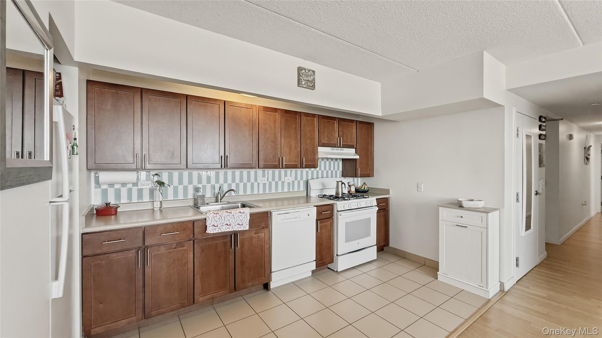 600 W 148th Street, Unit 10B photo 9