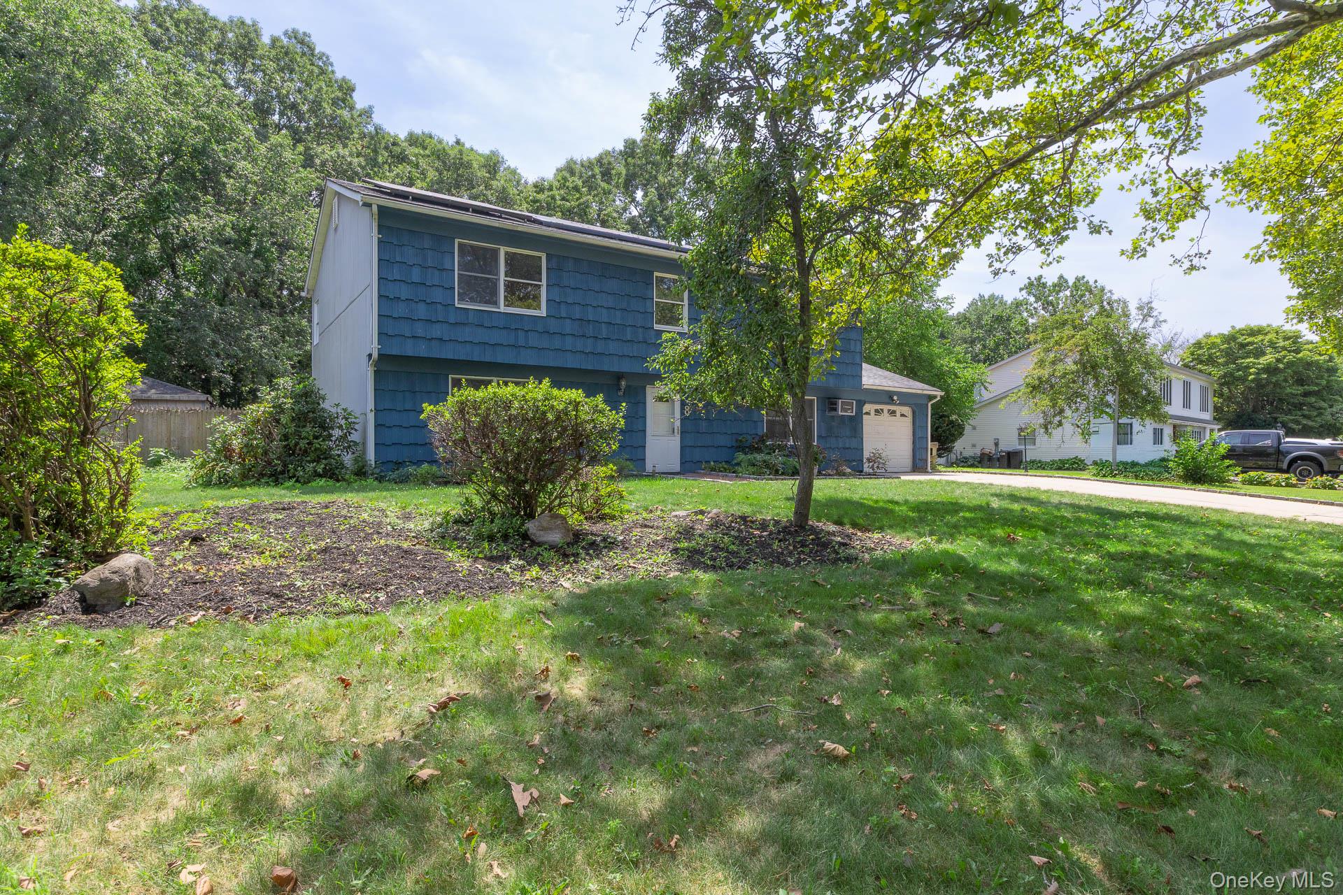 8 Long Meadow Place – For Sale photo 5