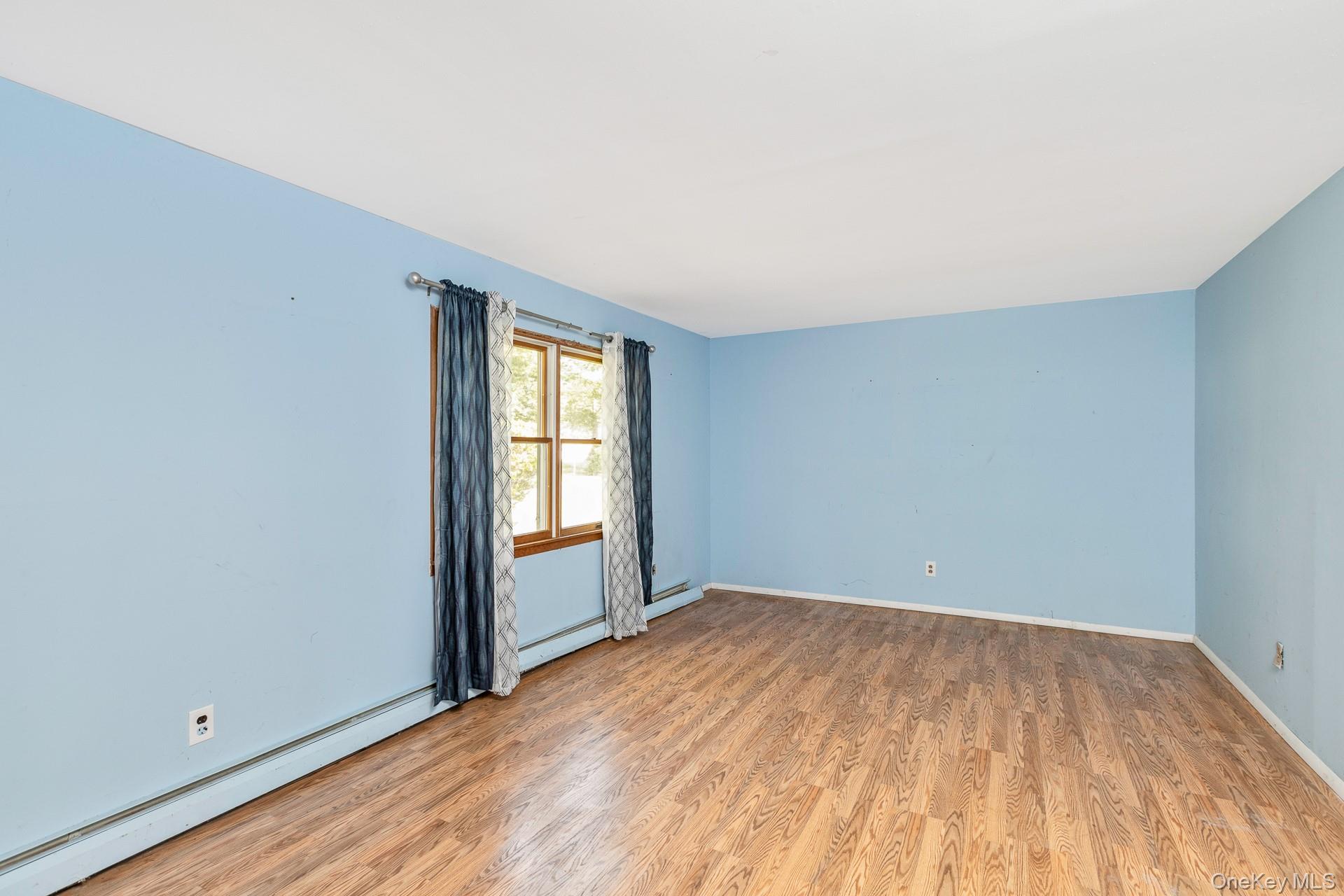 8 Long Meadow Place – For Sale photo 9