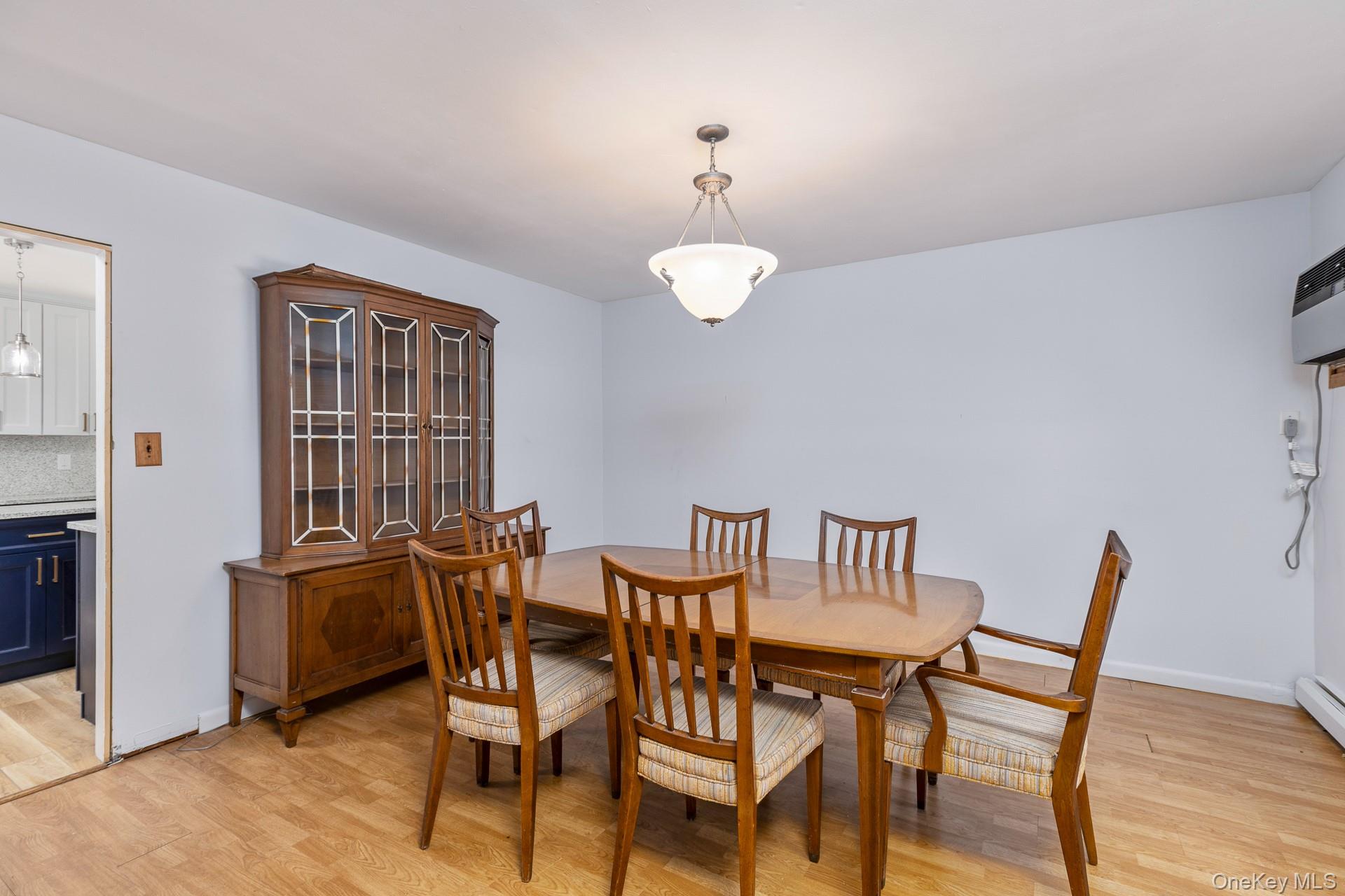 8 Long Meadow Place – For Sale photo 10