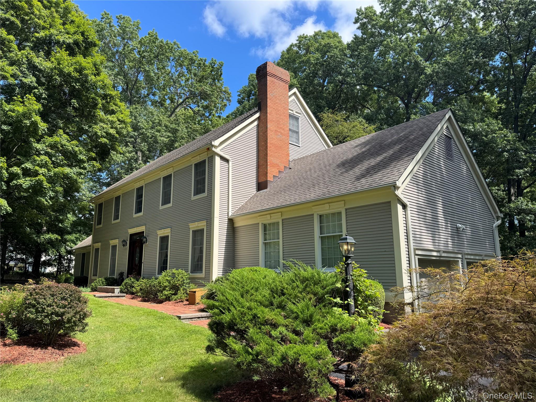 107 Moffat Road – For Sale