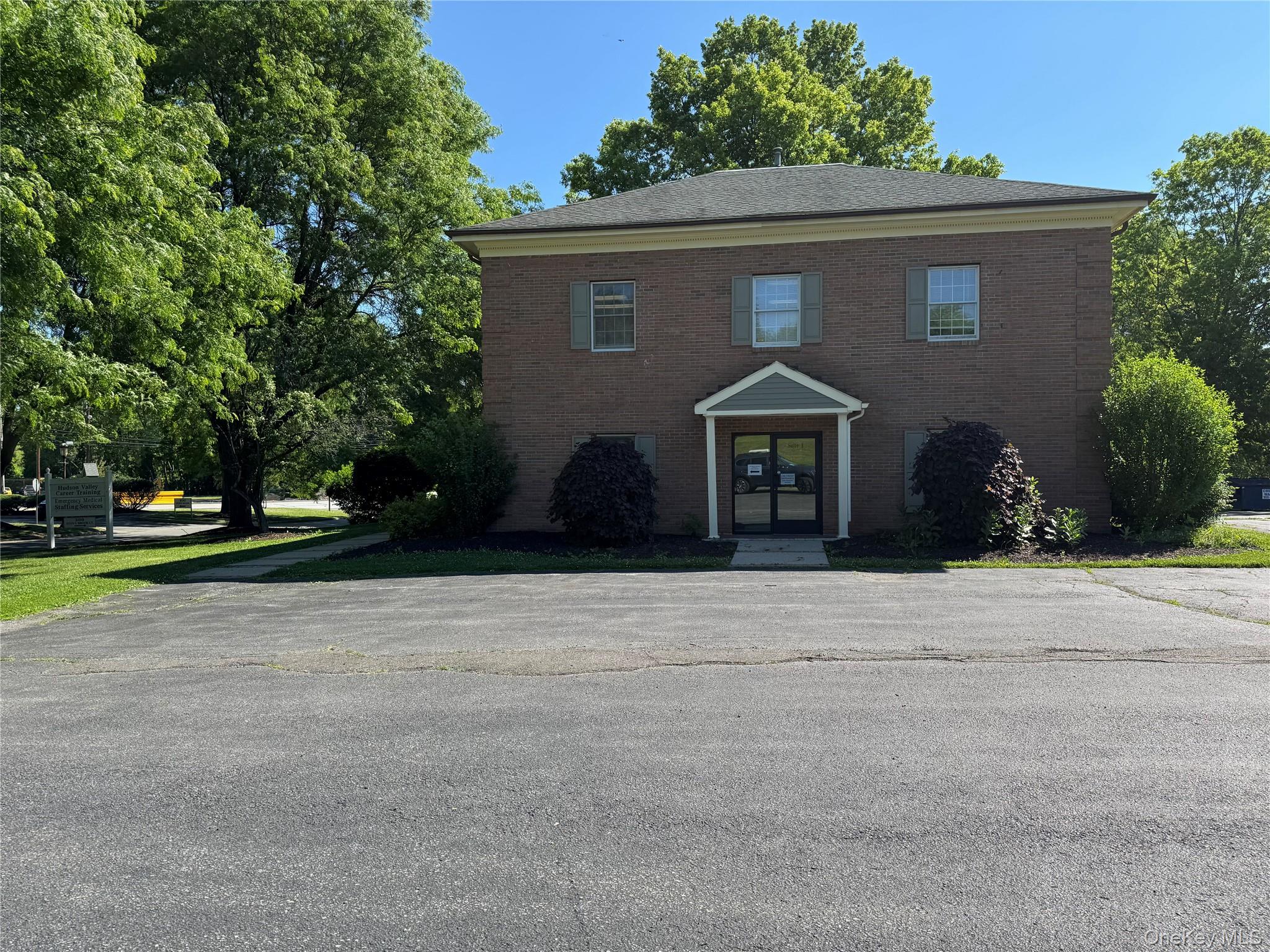 300 Stony Brook Court, Unit SUITE 1 photo 34