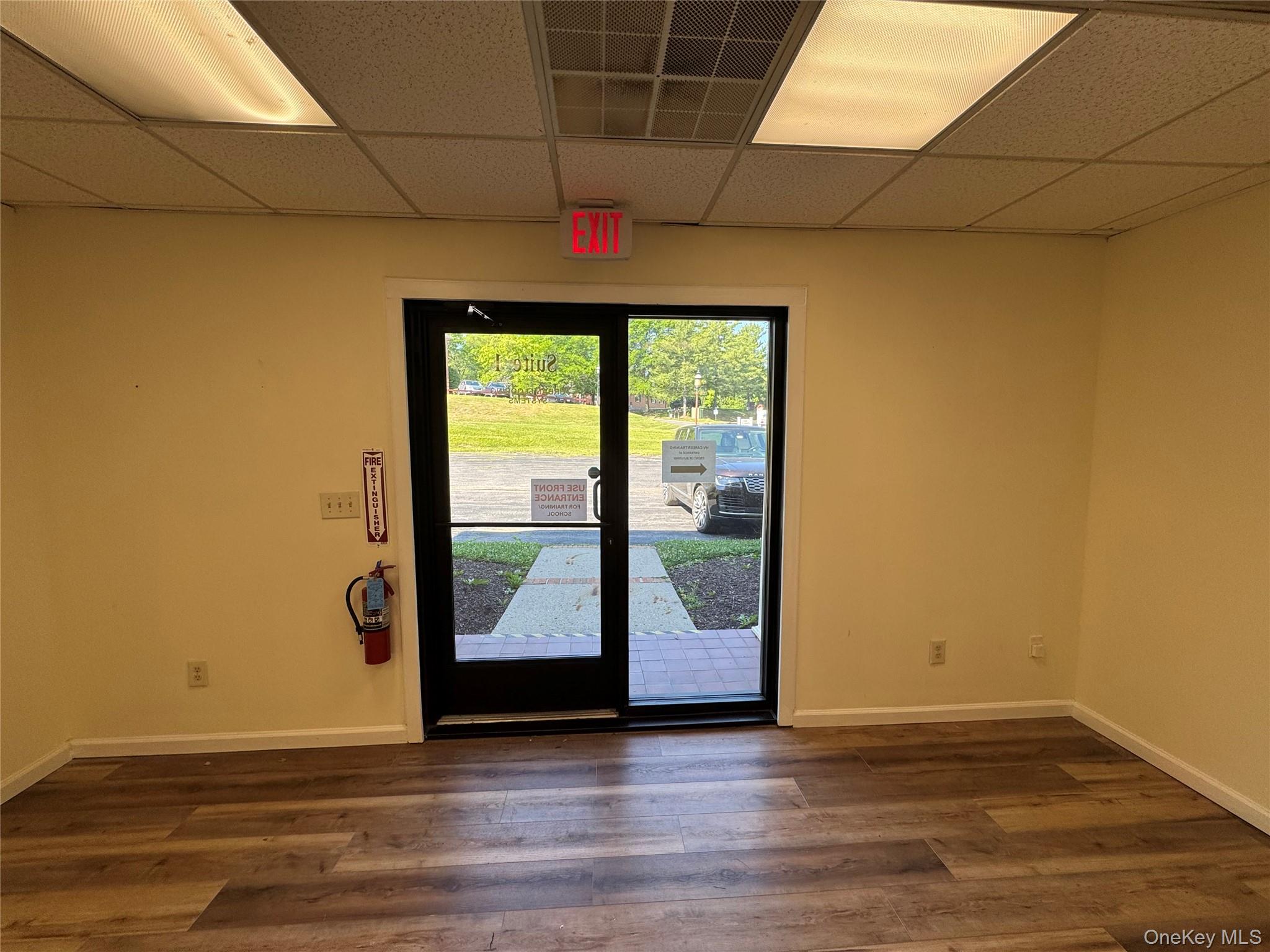 300 Stony Brook Court, Unit SUITE 1 photo 25