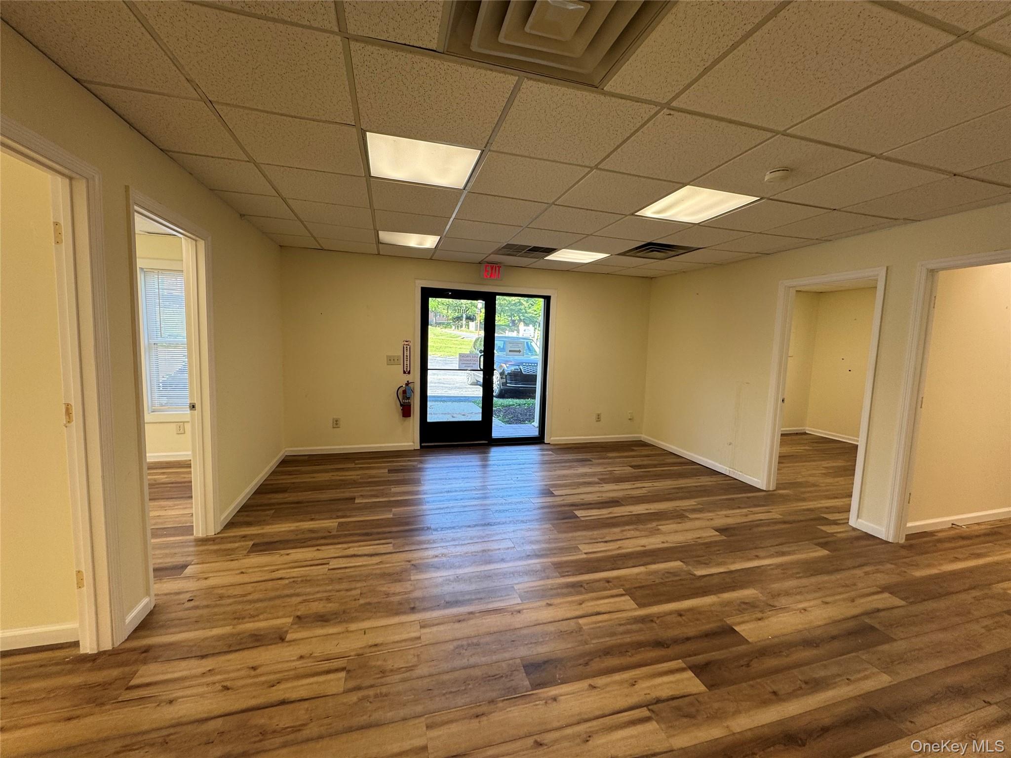 300 Stony Brook Court, Unit SUITE 1 photo 7