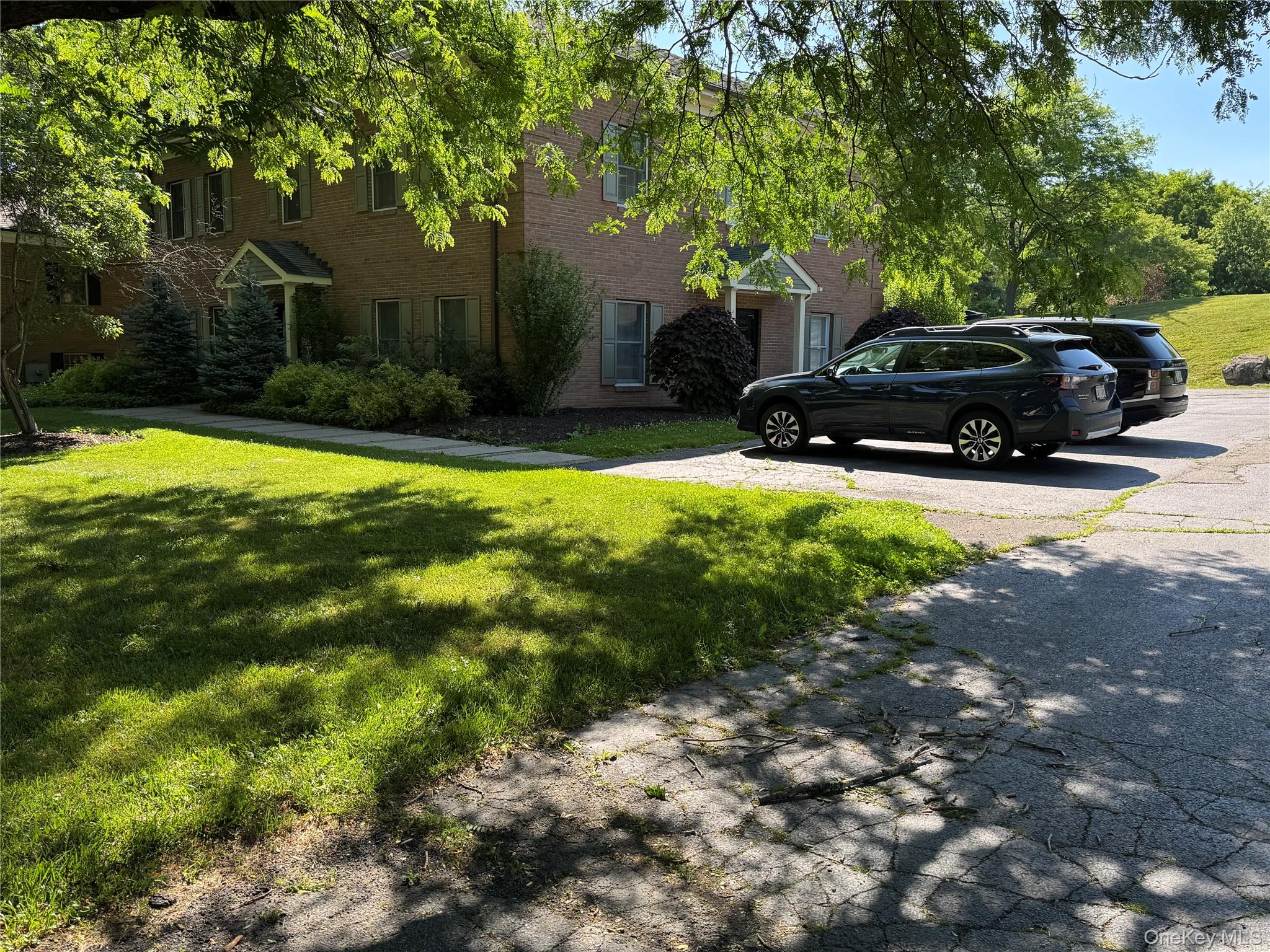 300 Stony Brook Court, Unit SUITE 1 photo 31