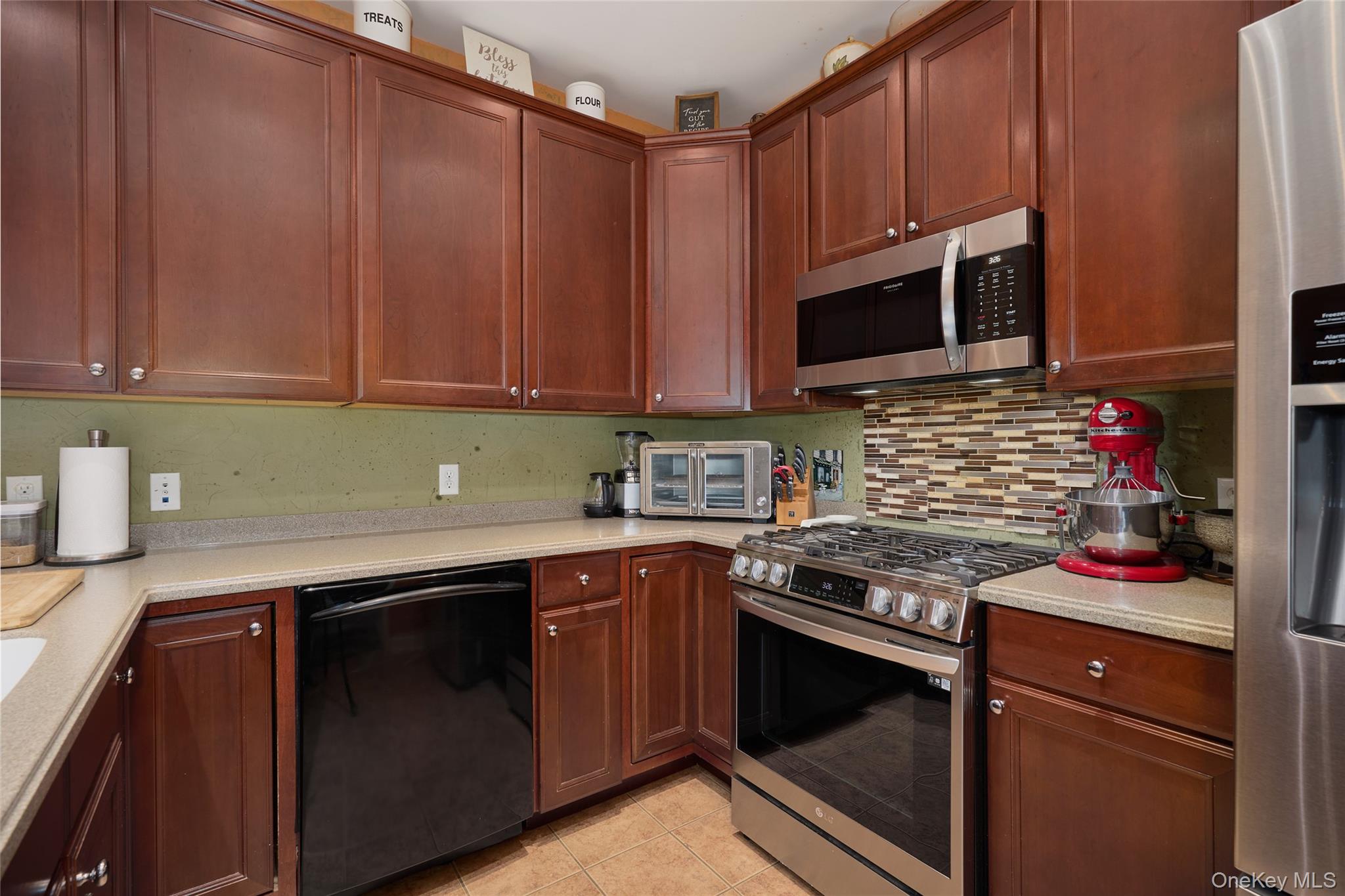 7 Bainbridge Place, Unit 404 photo 14