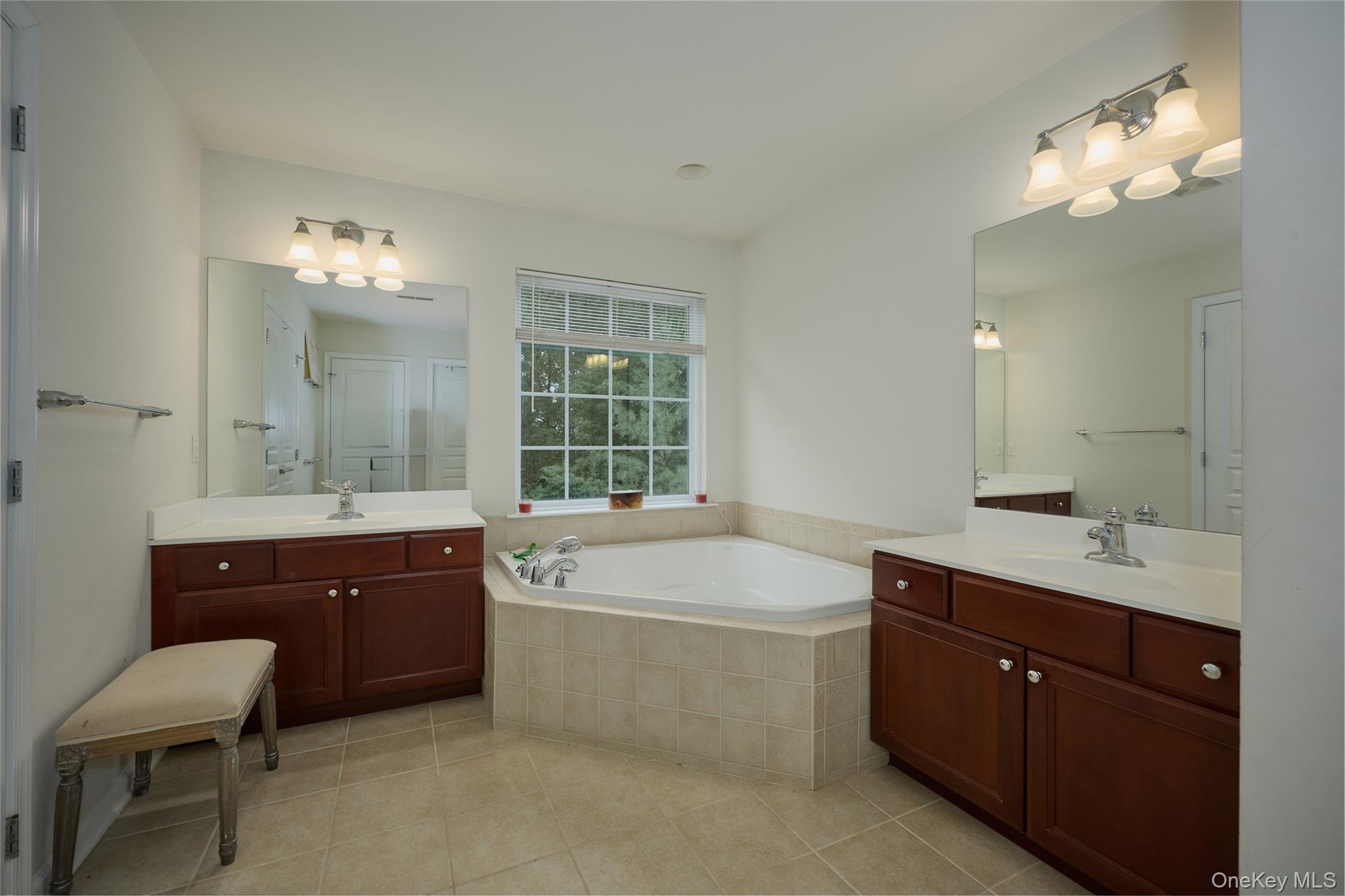 7 Bainbridge Place, Unit 404 photo 20