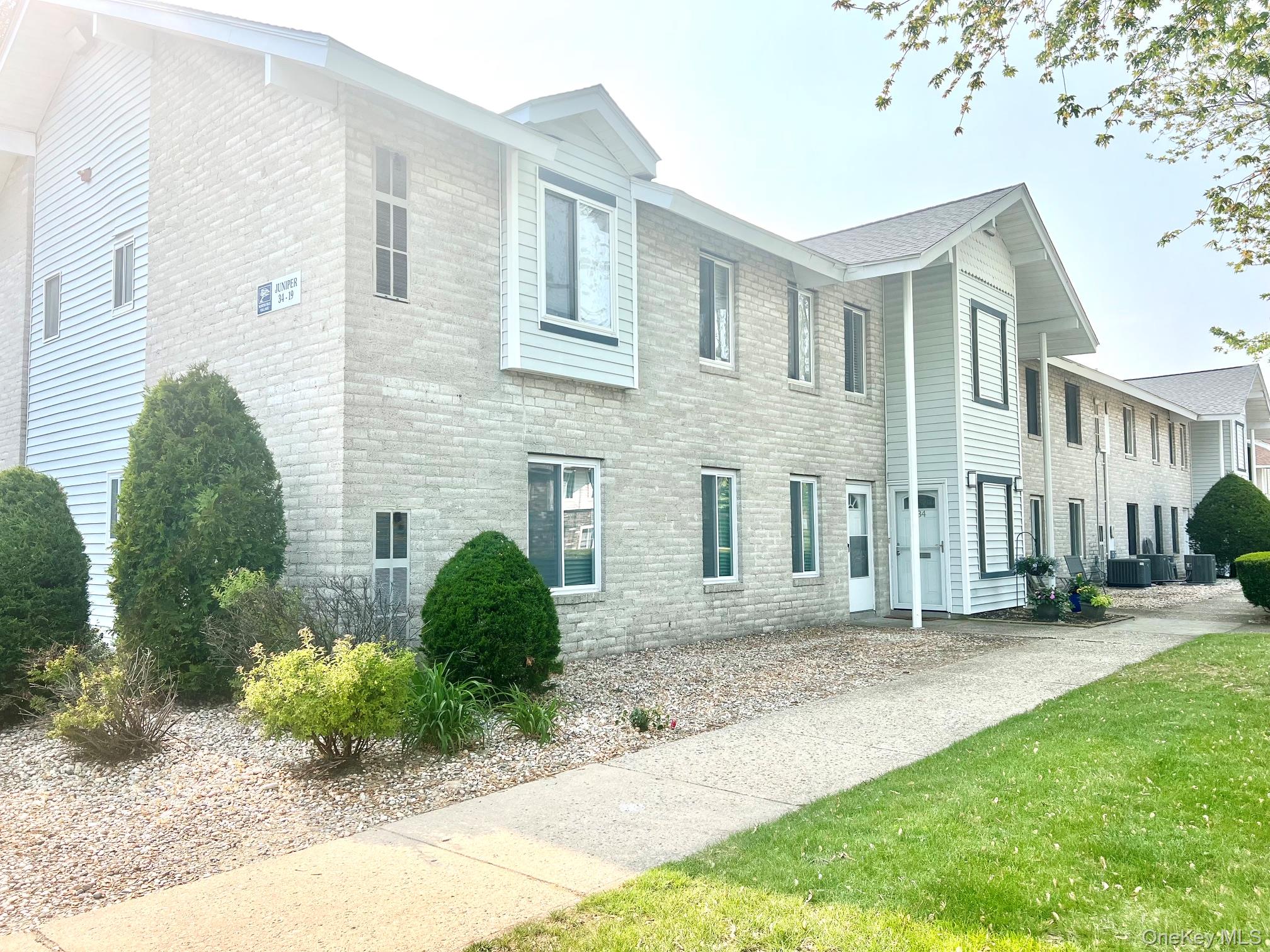 33 Juniper Court, Unit 33