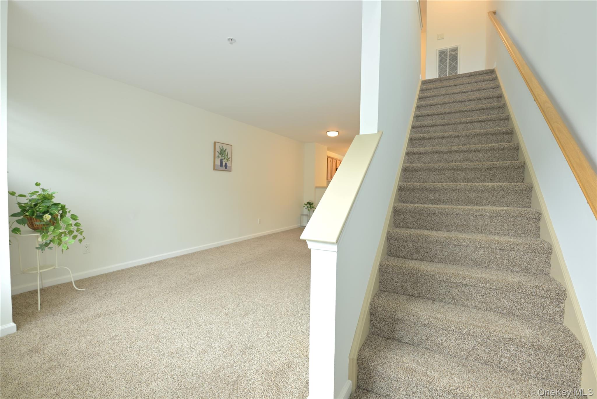 19 Putters Way, Unit 6 photo 12