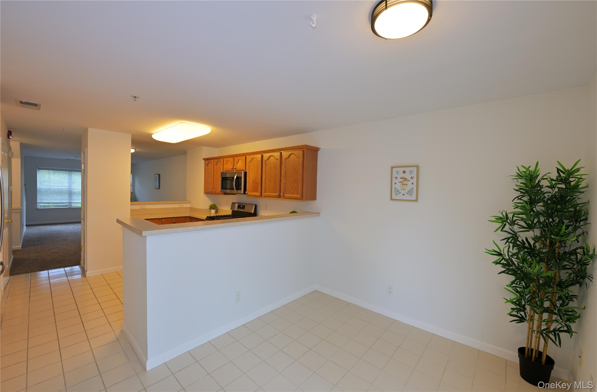 19 Putters Way, Unit 6 photo 7