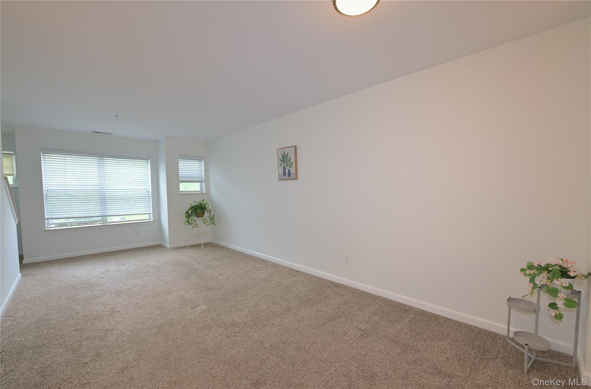 19 Putters Way, Unit 6 photo 3