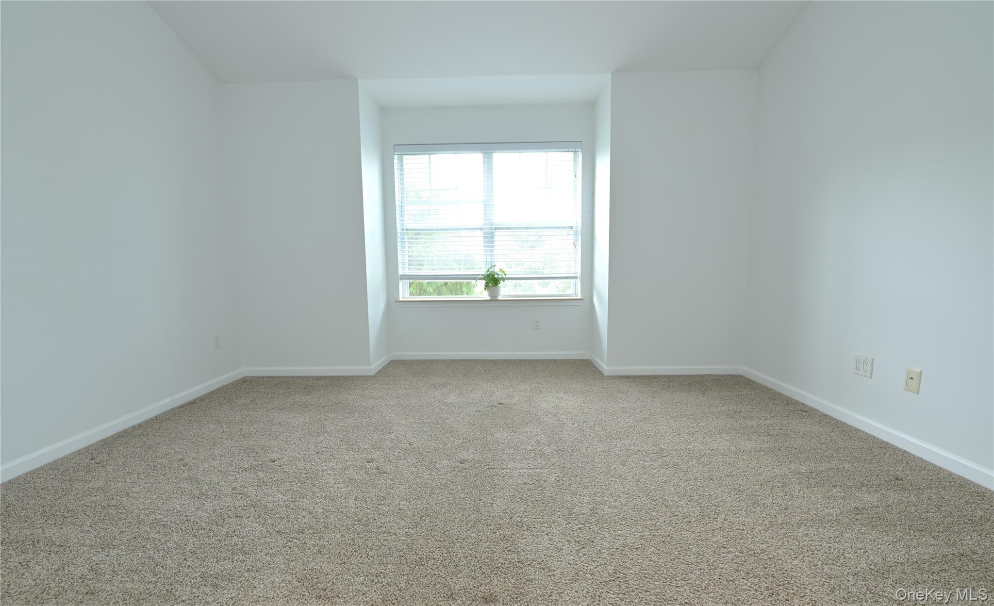 19 Putters Way, Unit 6 photo 13