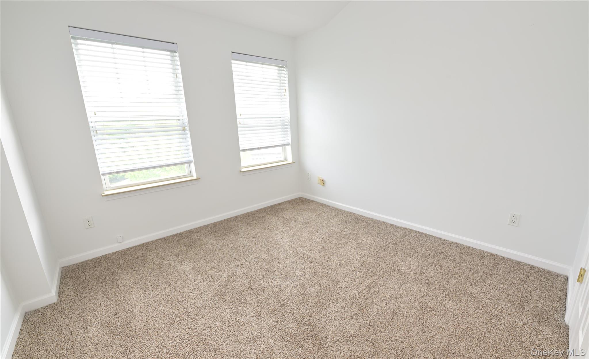 19 Putters Way, Unit 6 photo 16