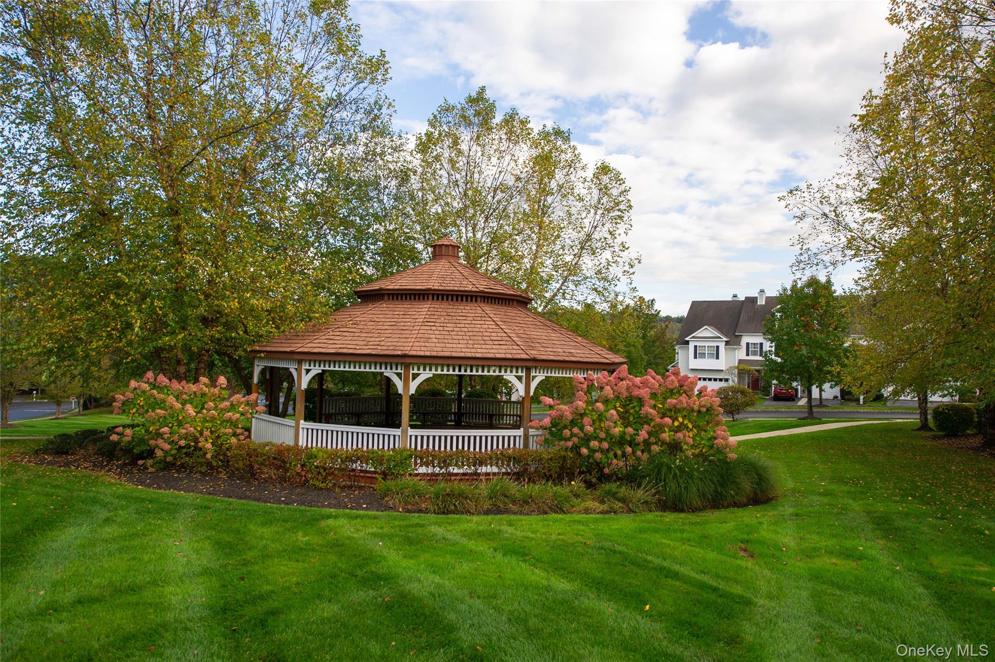19 Putters Way, Unit 6 photo 18
