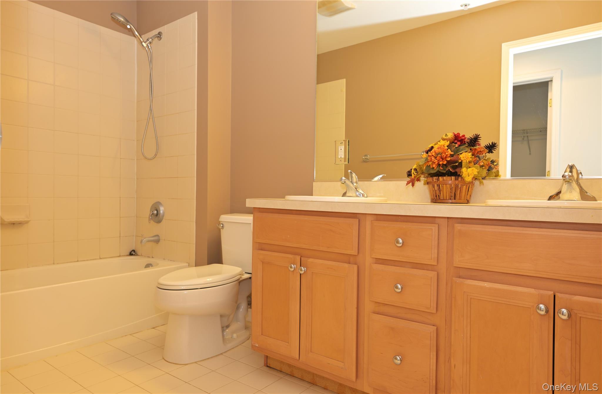19 Putters Way, Unit 6 photo 14