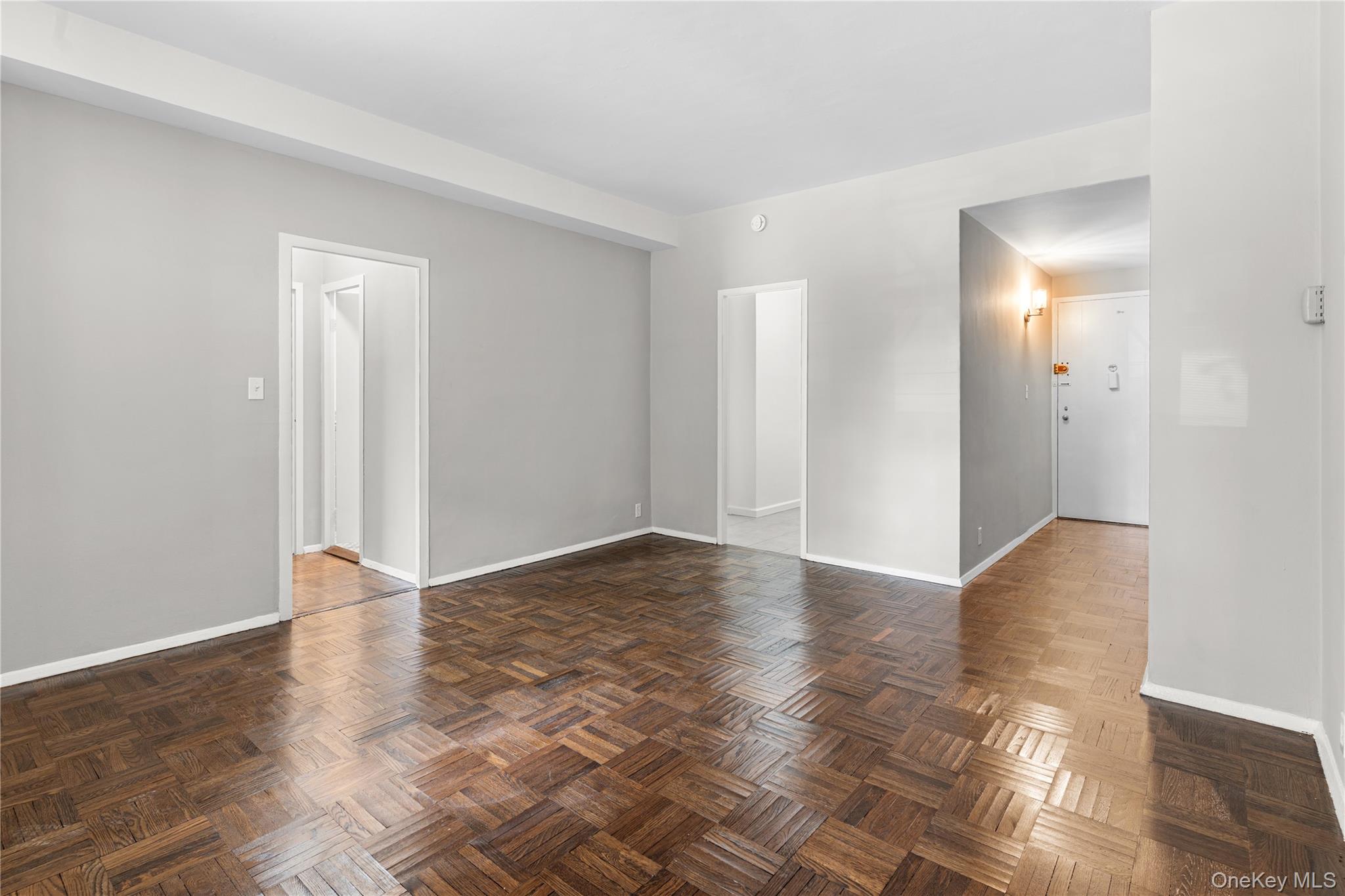 3 Fordham Hill Oval, Unit 1G photo 3