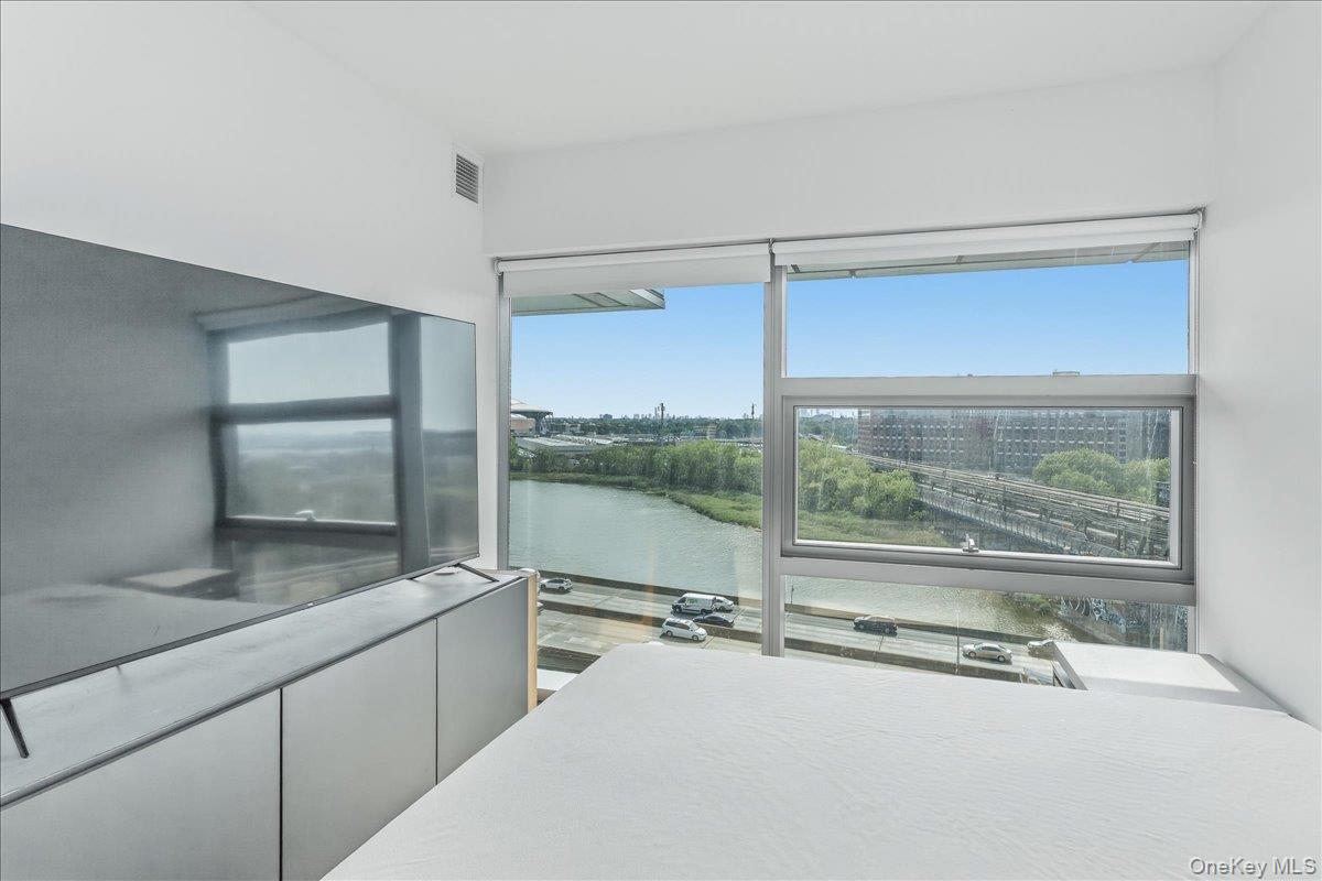 13103 40th Road, Unit 9N photo 10