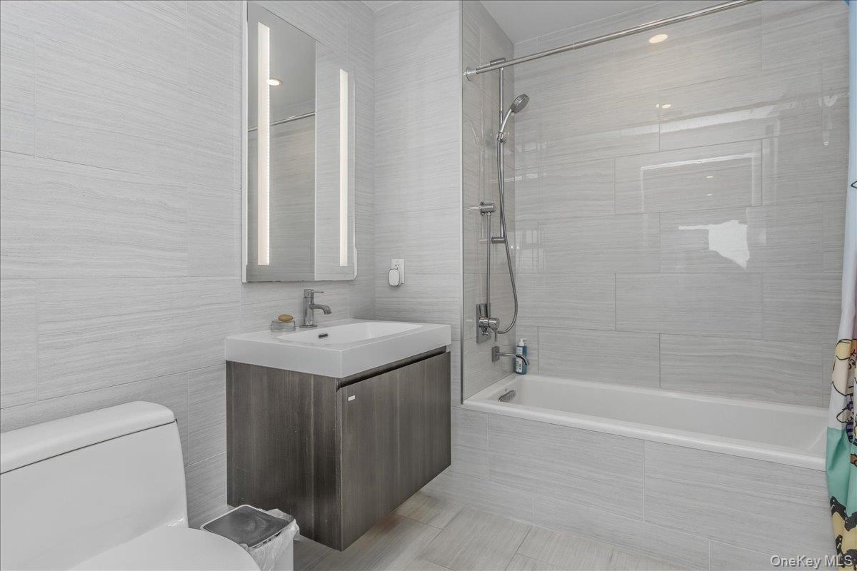 13103 40th Road, Unit 9N photo 12