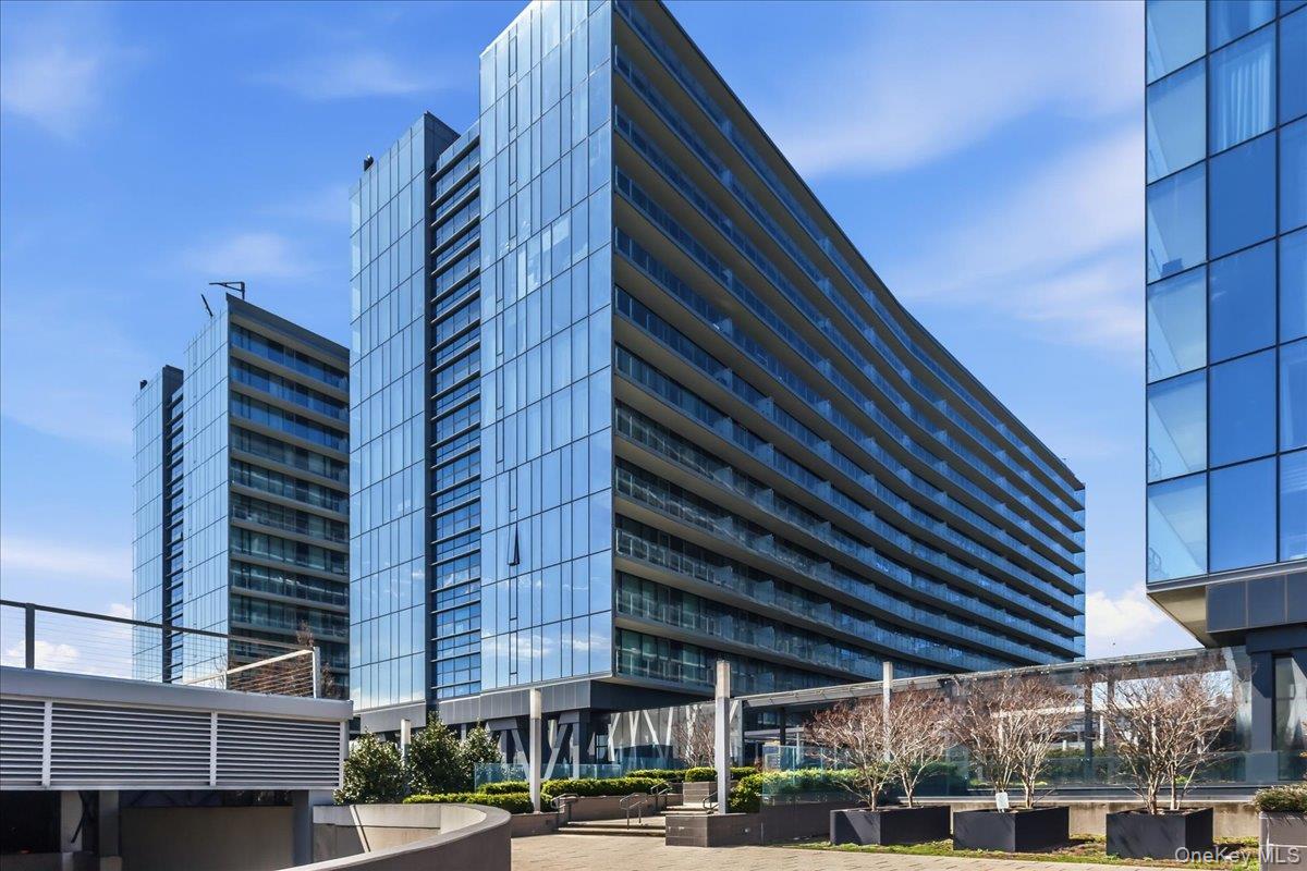 13103 40th Road, Unit 9N