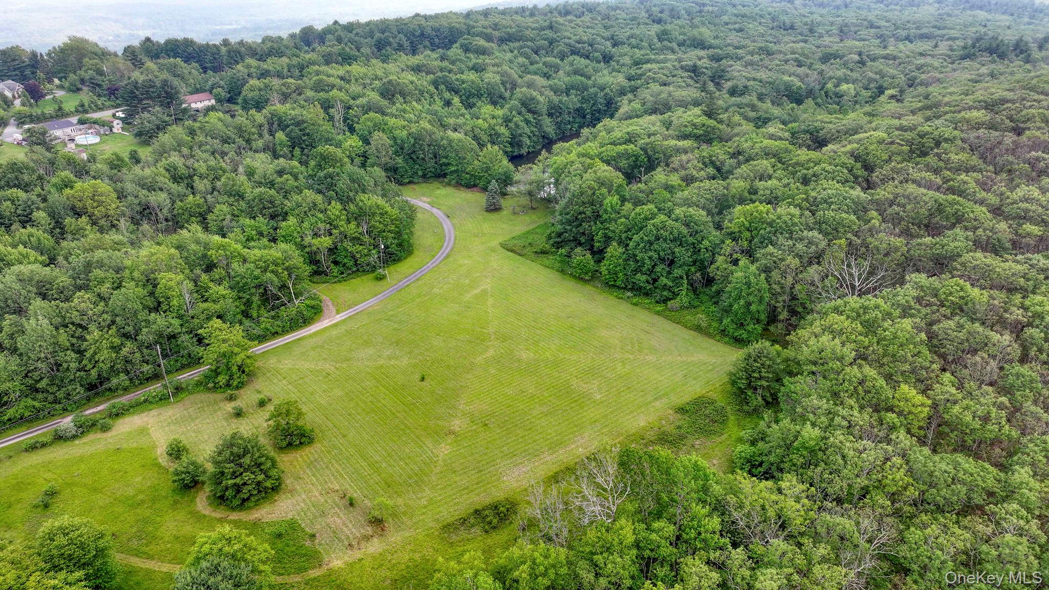 Hide Away Lane – For Sale photo 6