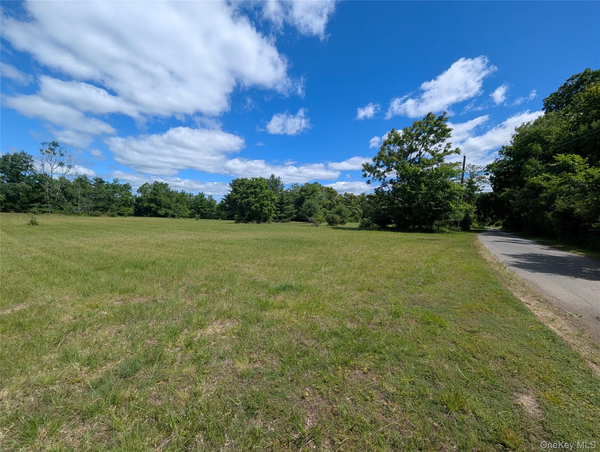Hide Away Lane – For Sale photo 10