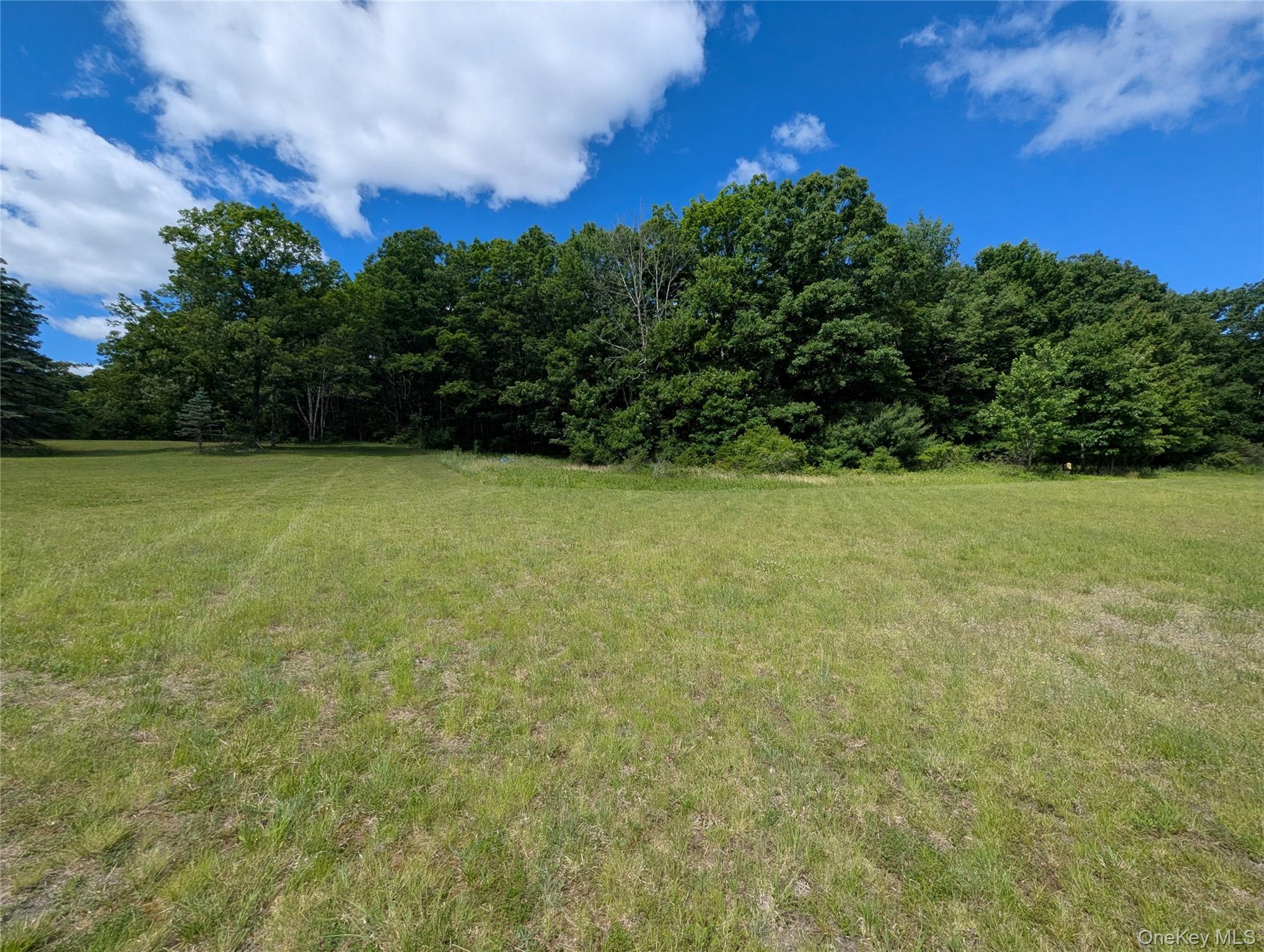 Hide Away Lane – For Sale photo 14
