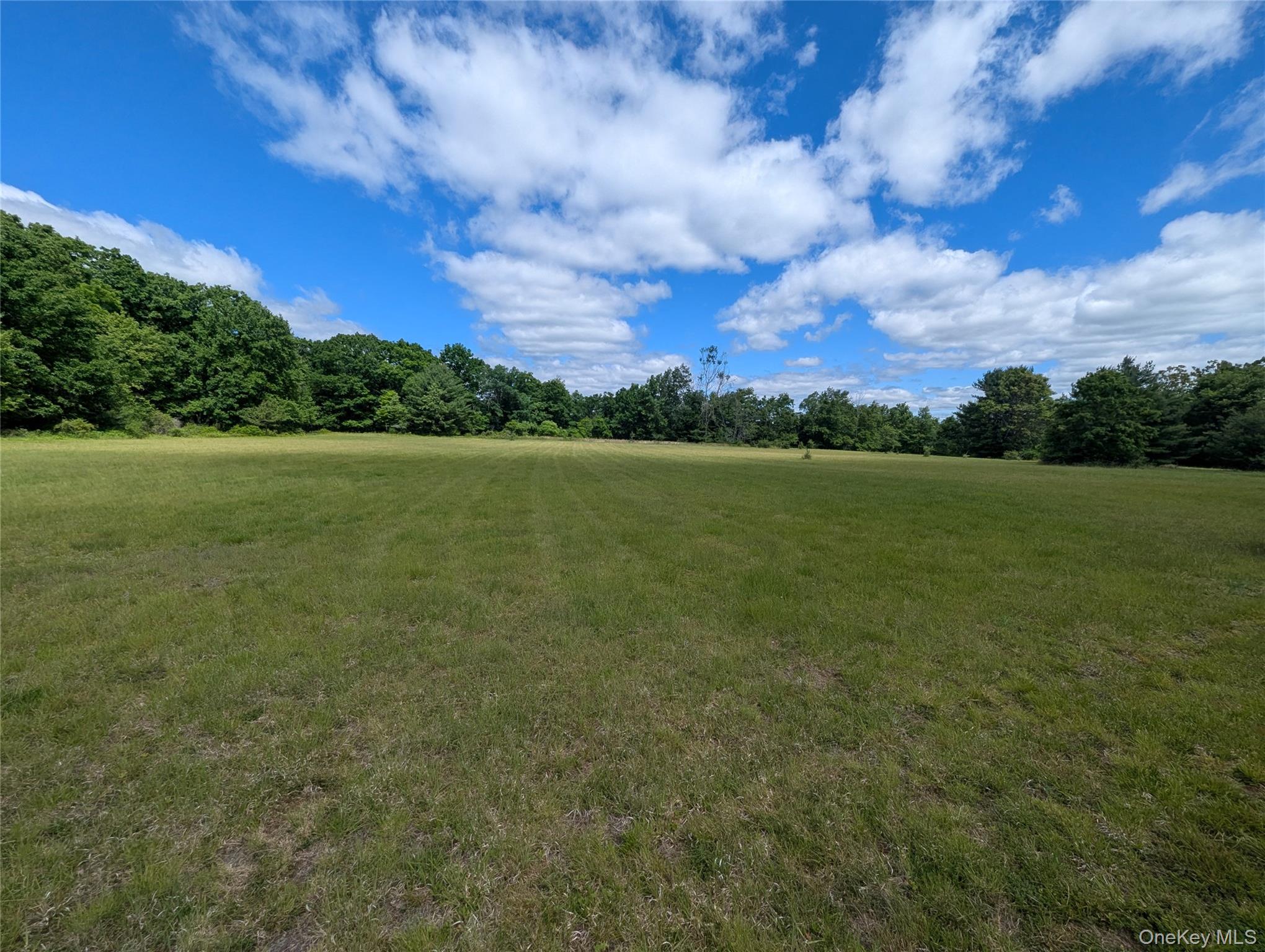 Hide Away Lane – For Sale photo 11
