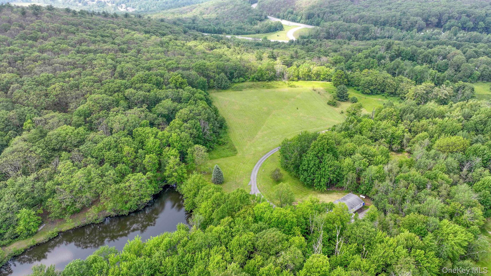 Hide Away Lane – For Sale photo 8