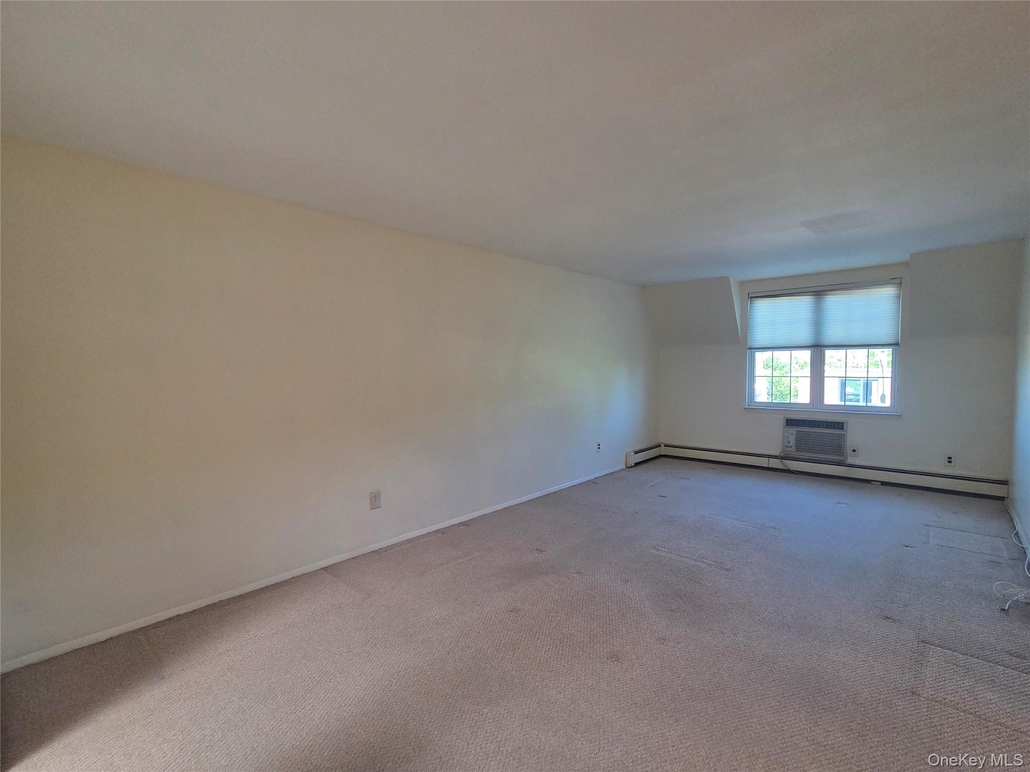 12-29 Diane Place, Unit 195 U photo 14