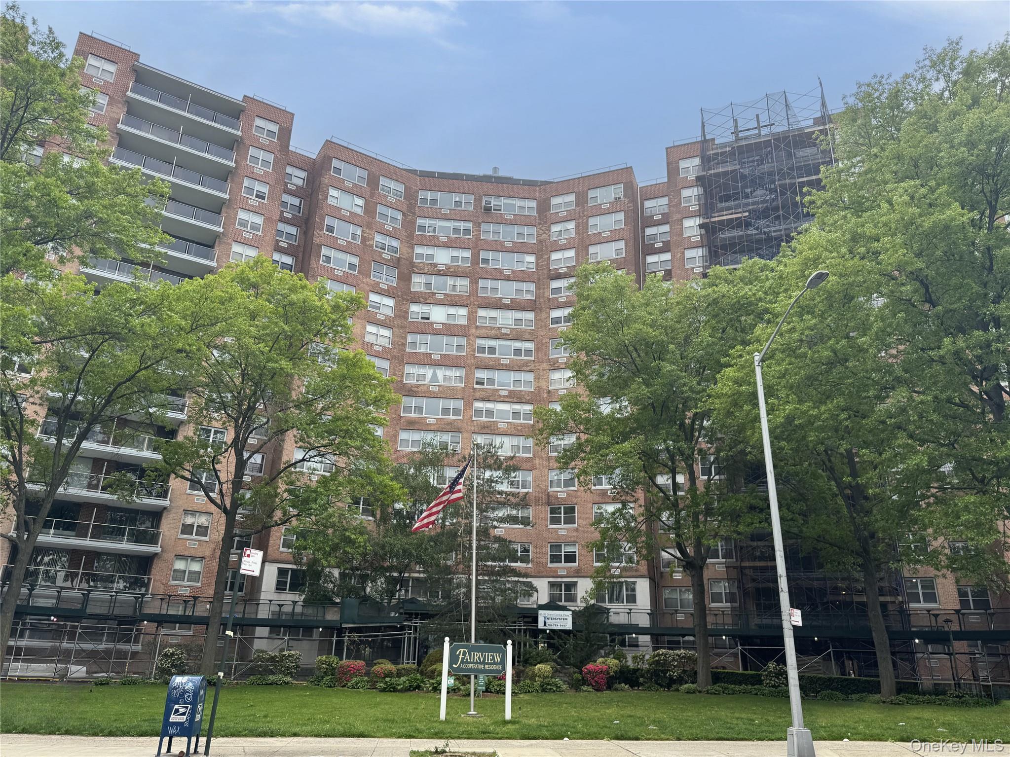 61-20 Grand Central Parkway, Unit A1